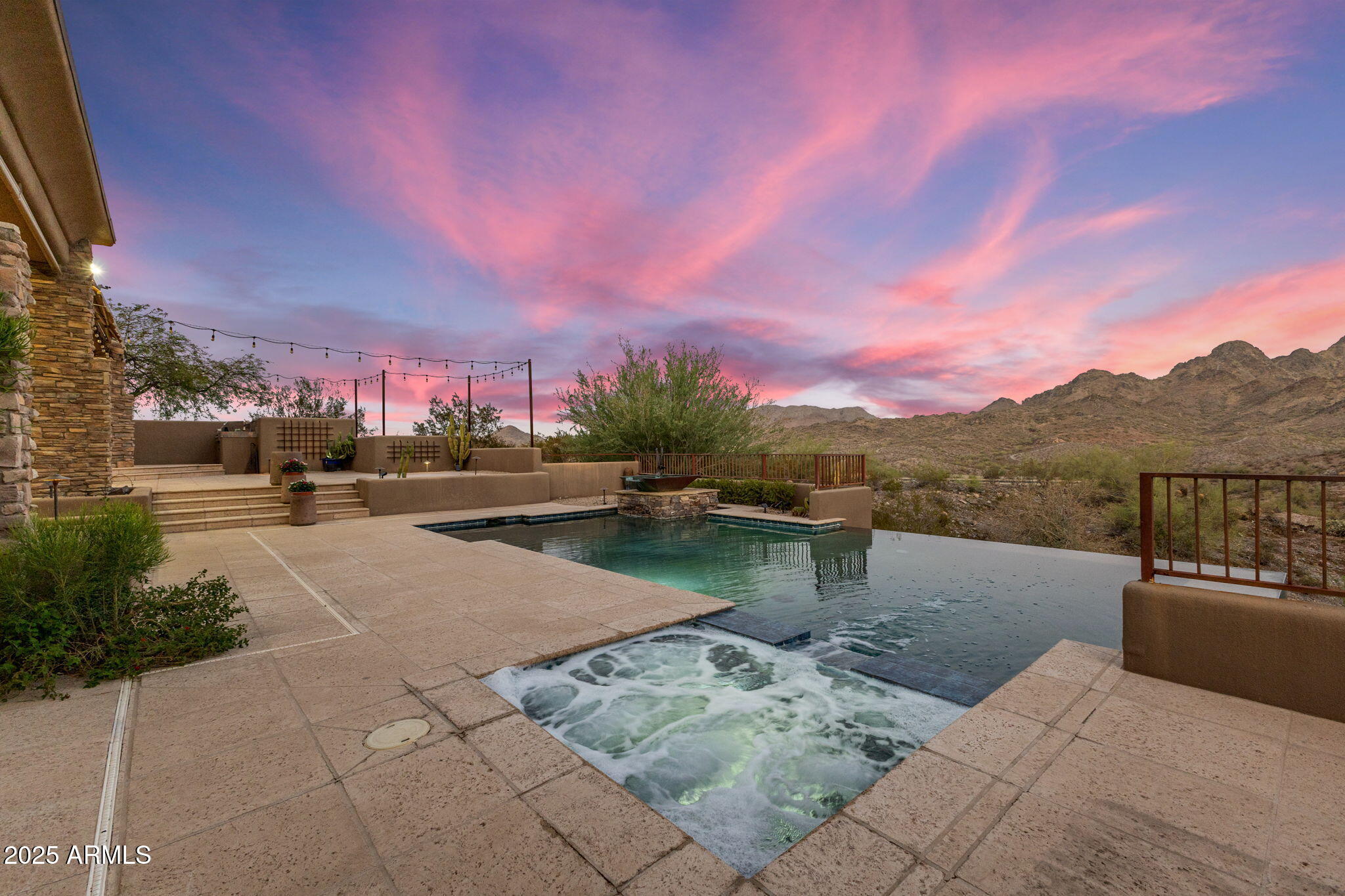PHOENIX HILLSIDE ESTATES LOT 1-17 TR A,B - Residential