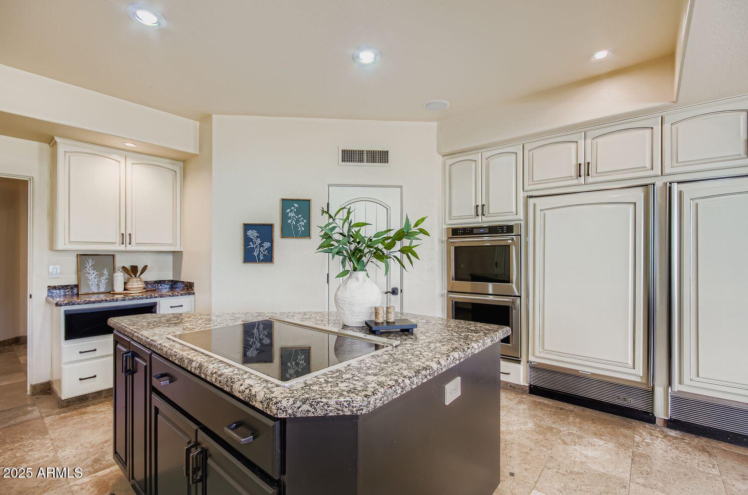 PHOENIX HILLSIDE ESTATES LOT 1-17 TR A,B - Residential
