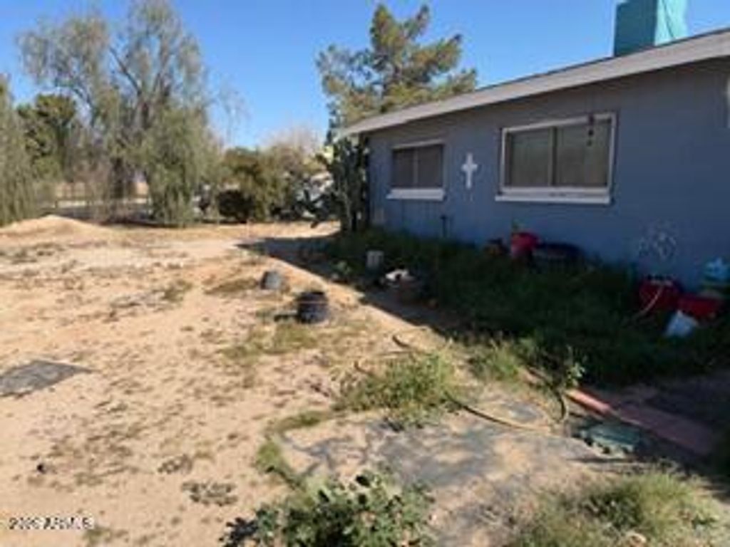 Photo of 401 5th Avenue, Buckeye, AZ 85326 (MLS # 6983549)