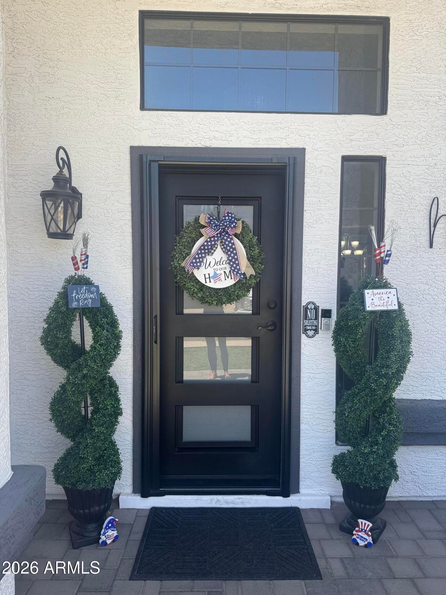 1211 W HONEYSUCKLE Lane