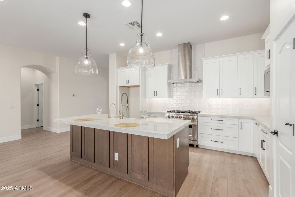 Photo of 1654 E Grand Canyon Drive, Chandler, AZ 85249 (MLS # 6926512)