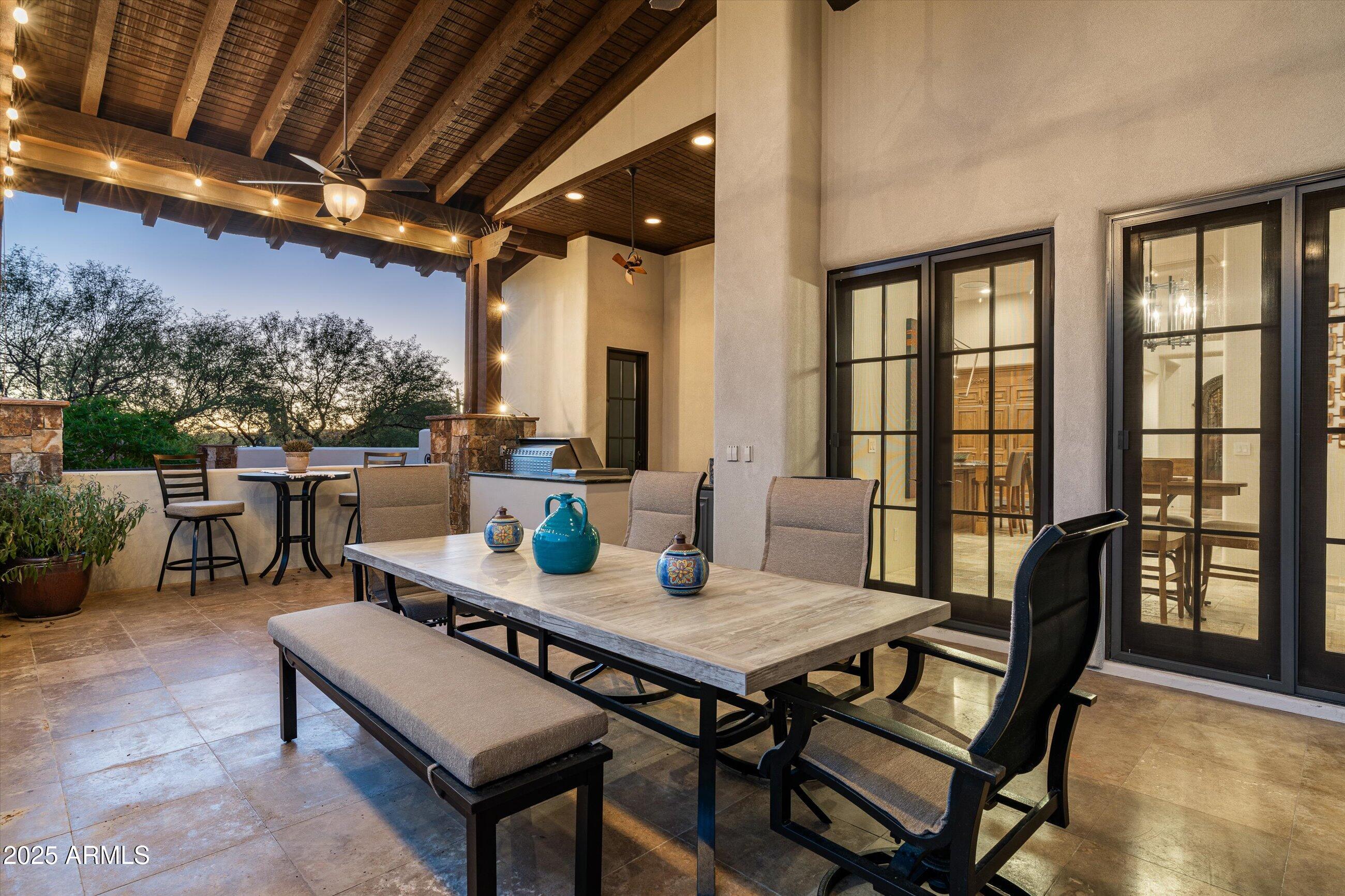 WHISPER ROCK - Residential
