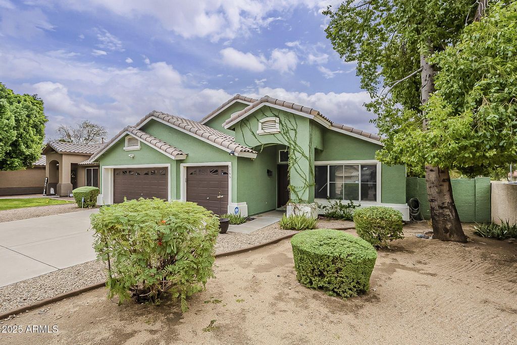 Photo of 5153 W Topeka Drive, Glendale, AZ 85308 (MLS # 6933455)