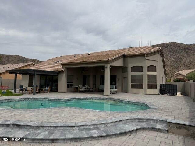 943 E Desert Flower Lane
