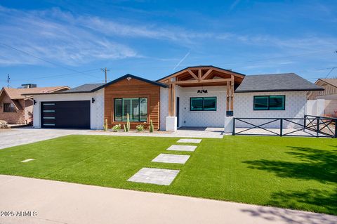 Photo of 8318 E Sells Drive, Scottsdale, AZ 85251 (MLS # 6876329)