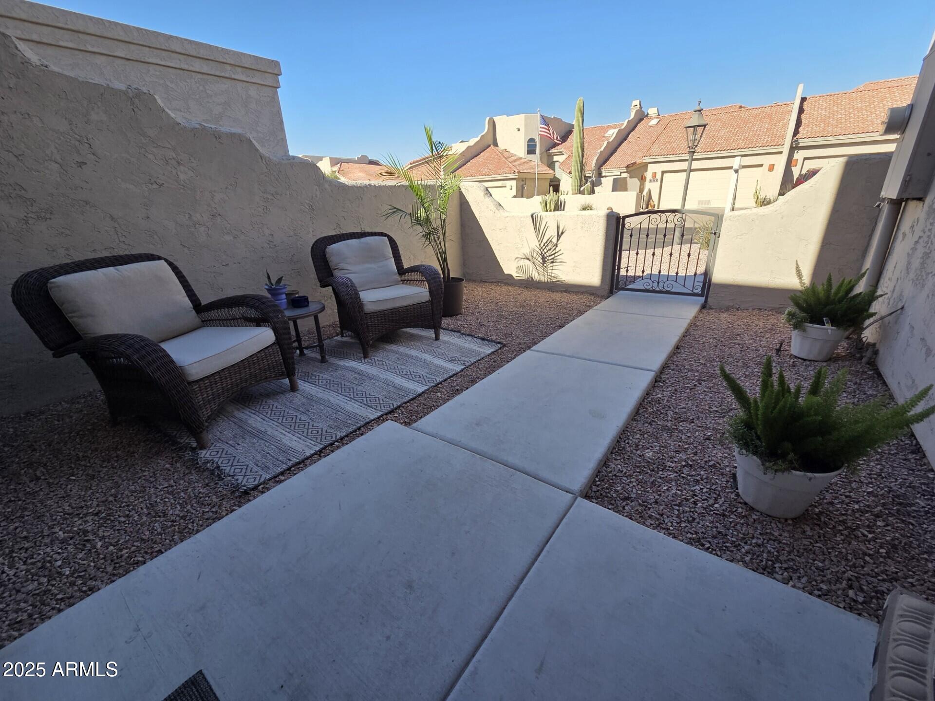 8785 E GREENVIEW Drive