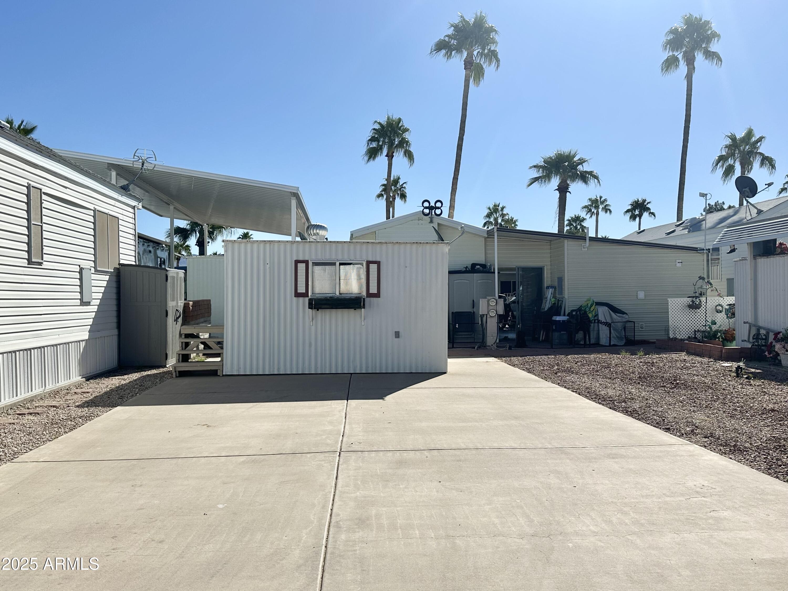 1038 S QUARTZ Drive 1038