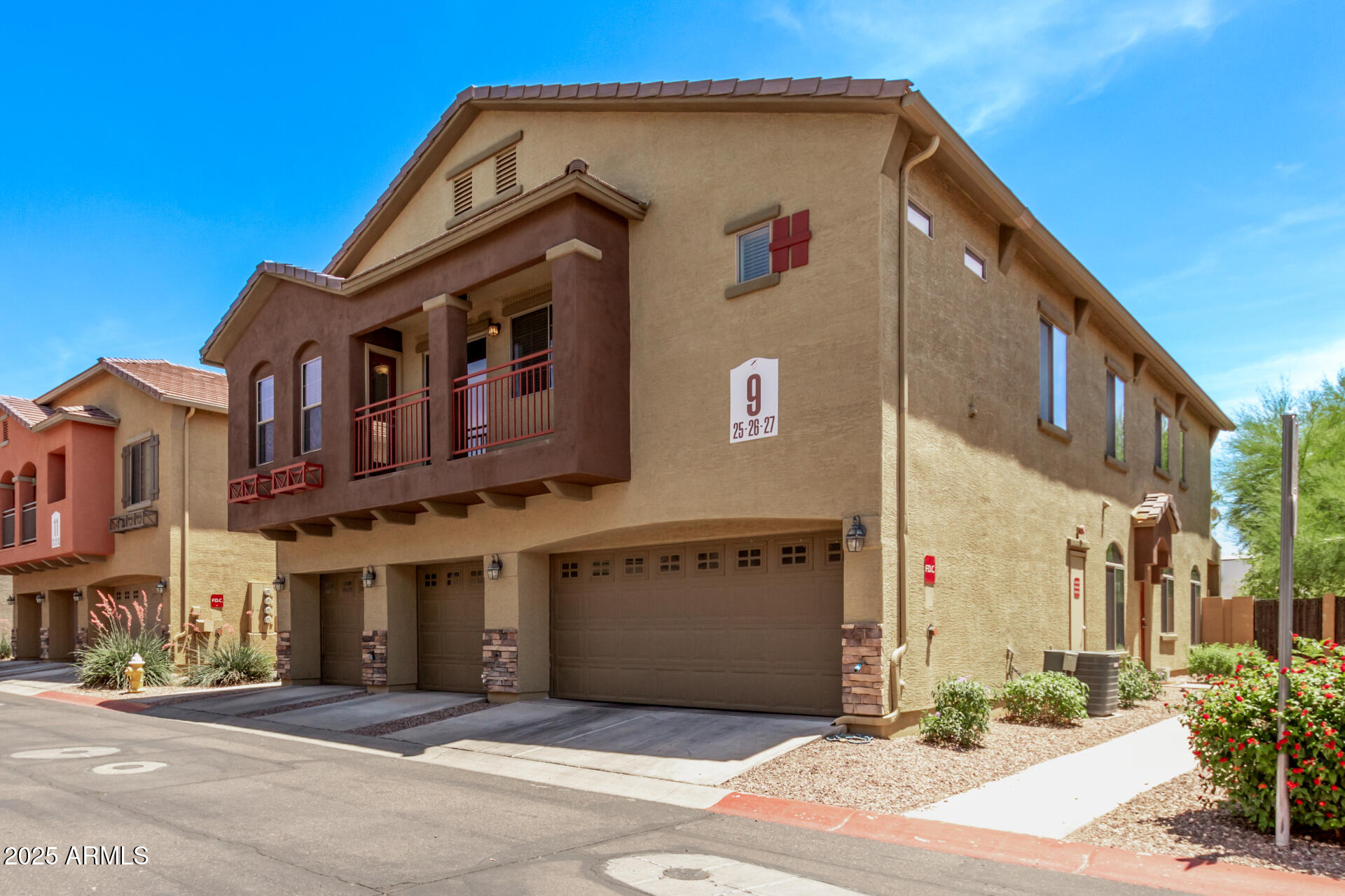 2250 E DEER VALLEY Road 26