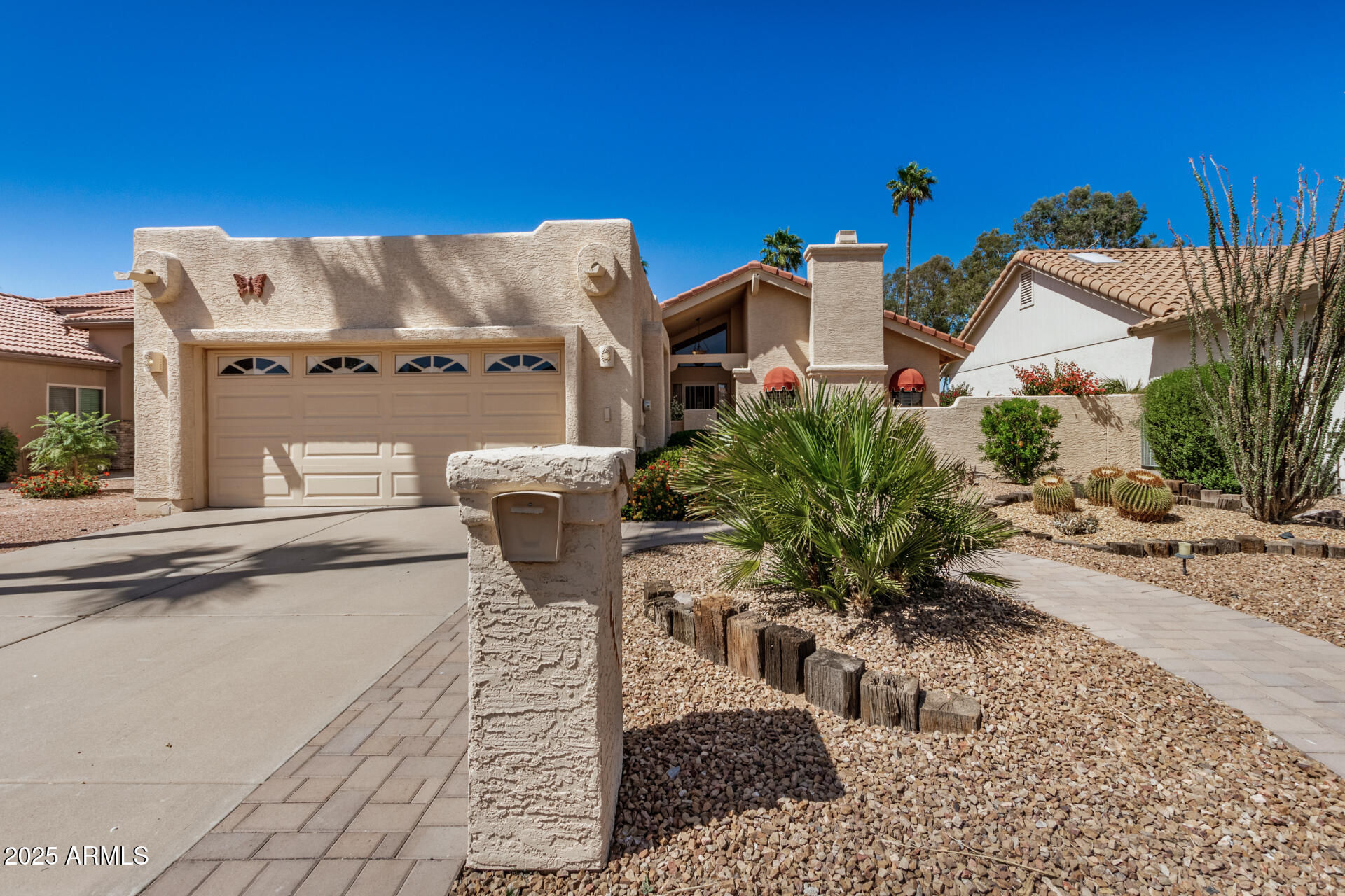 11006 E NAVAJO Drive