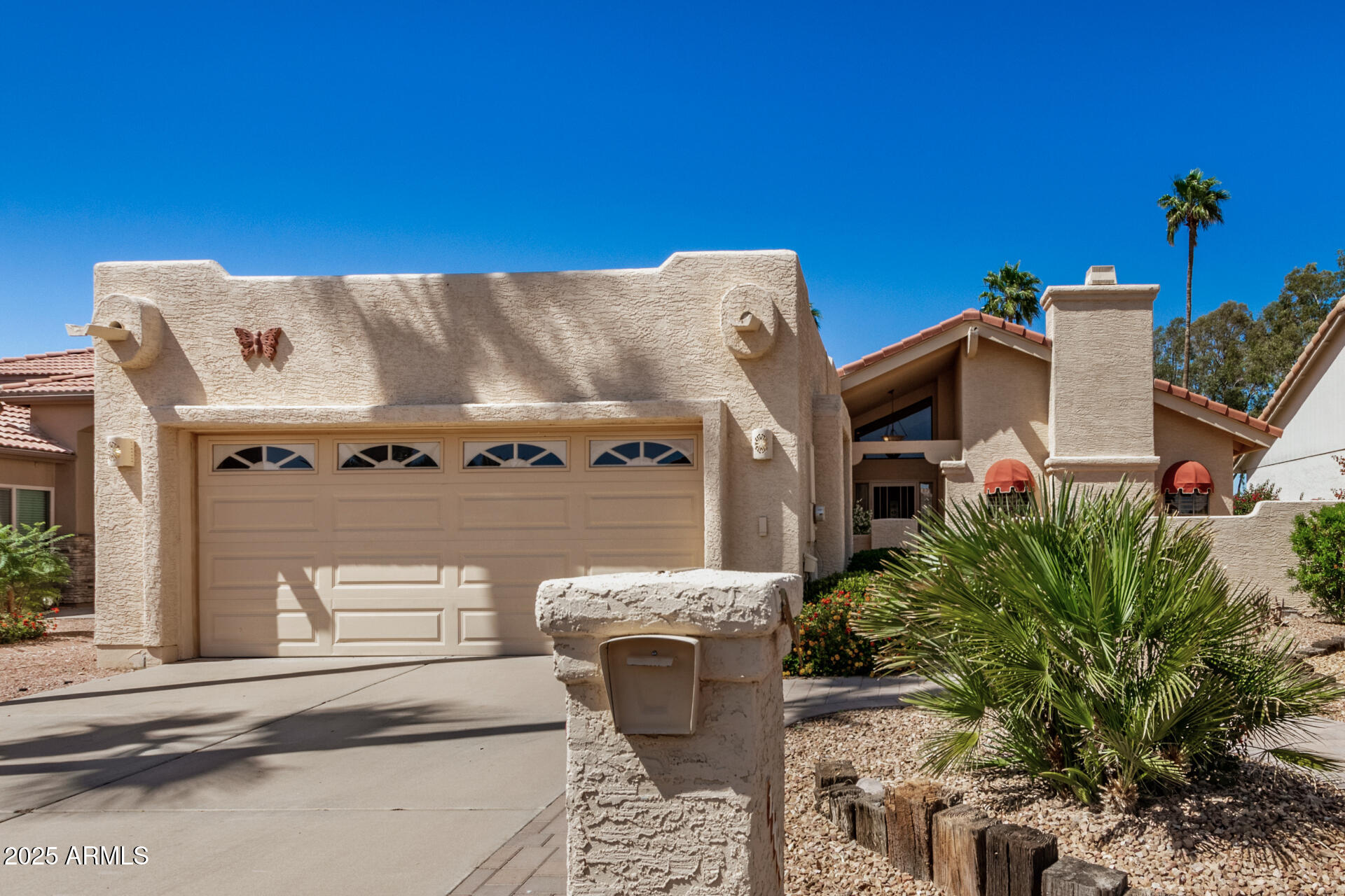 11006 E NAVAJO Drive