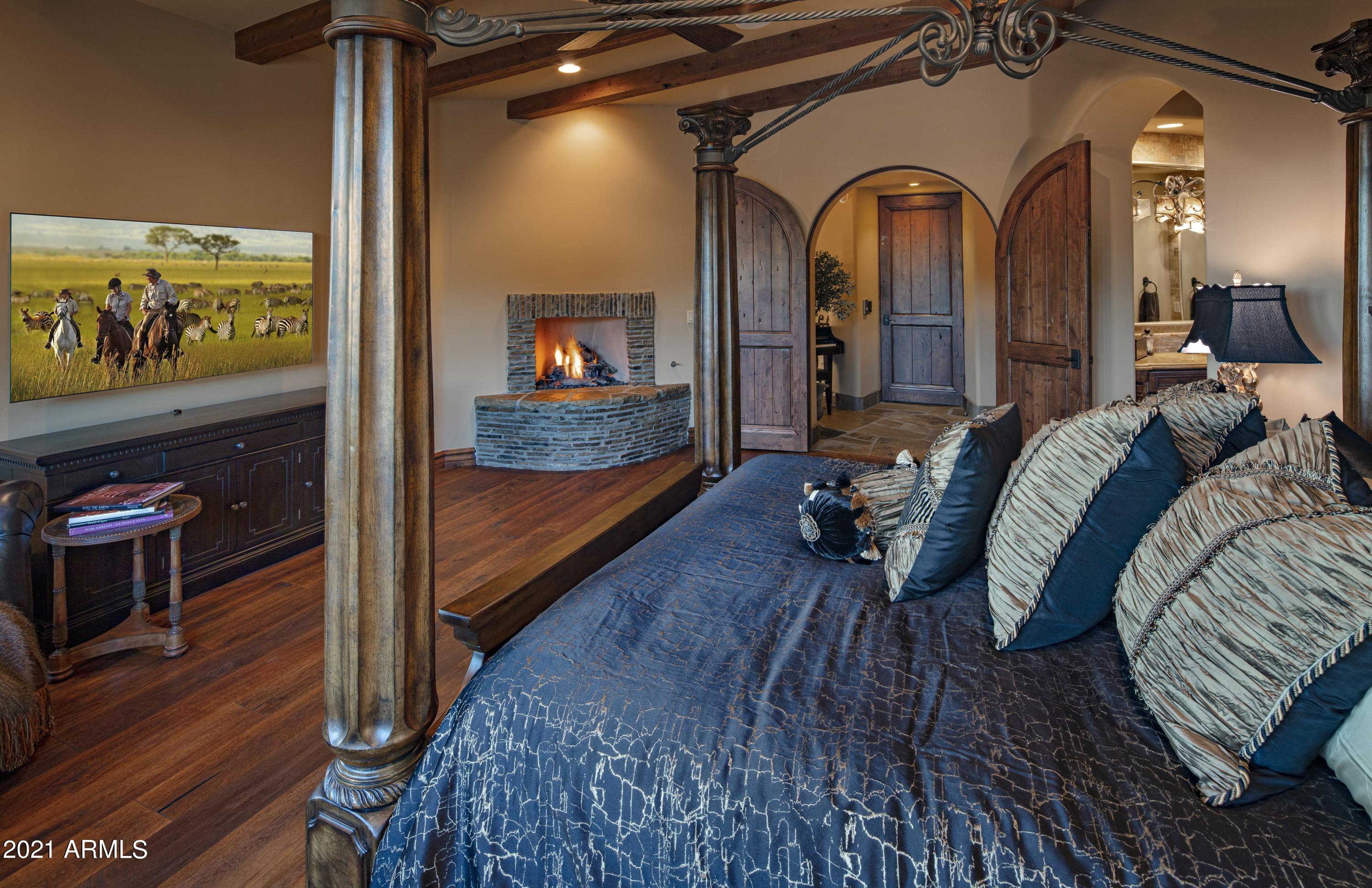 ESTANCIA - Residential