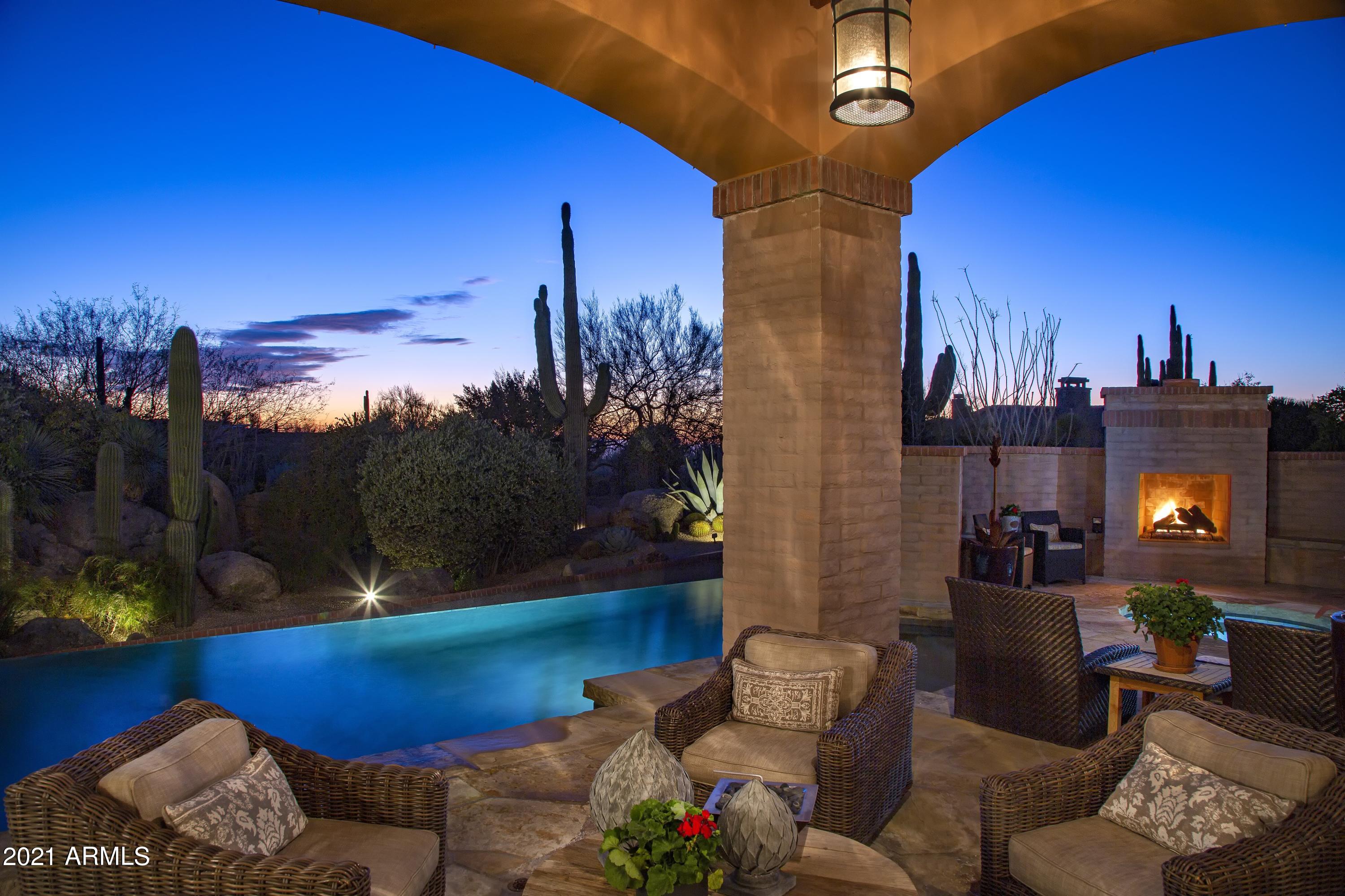ESTANCIA - Residential