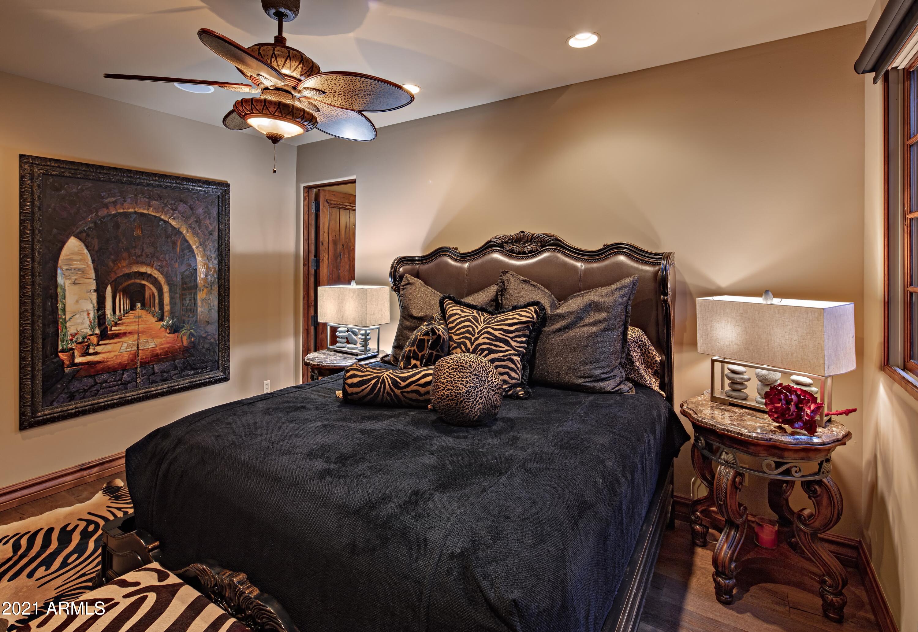 ESTANCIA - Residential