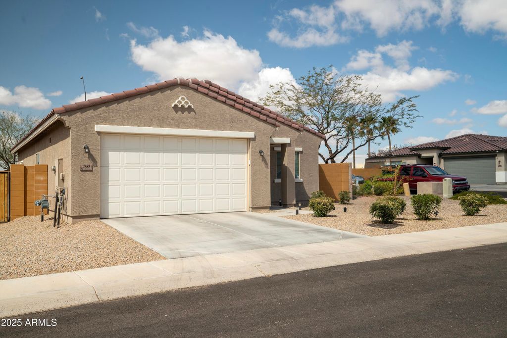 Photo of 2583 N Kenna Place, Casa Grande, AZ 85122 (MLS # 6836512)
