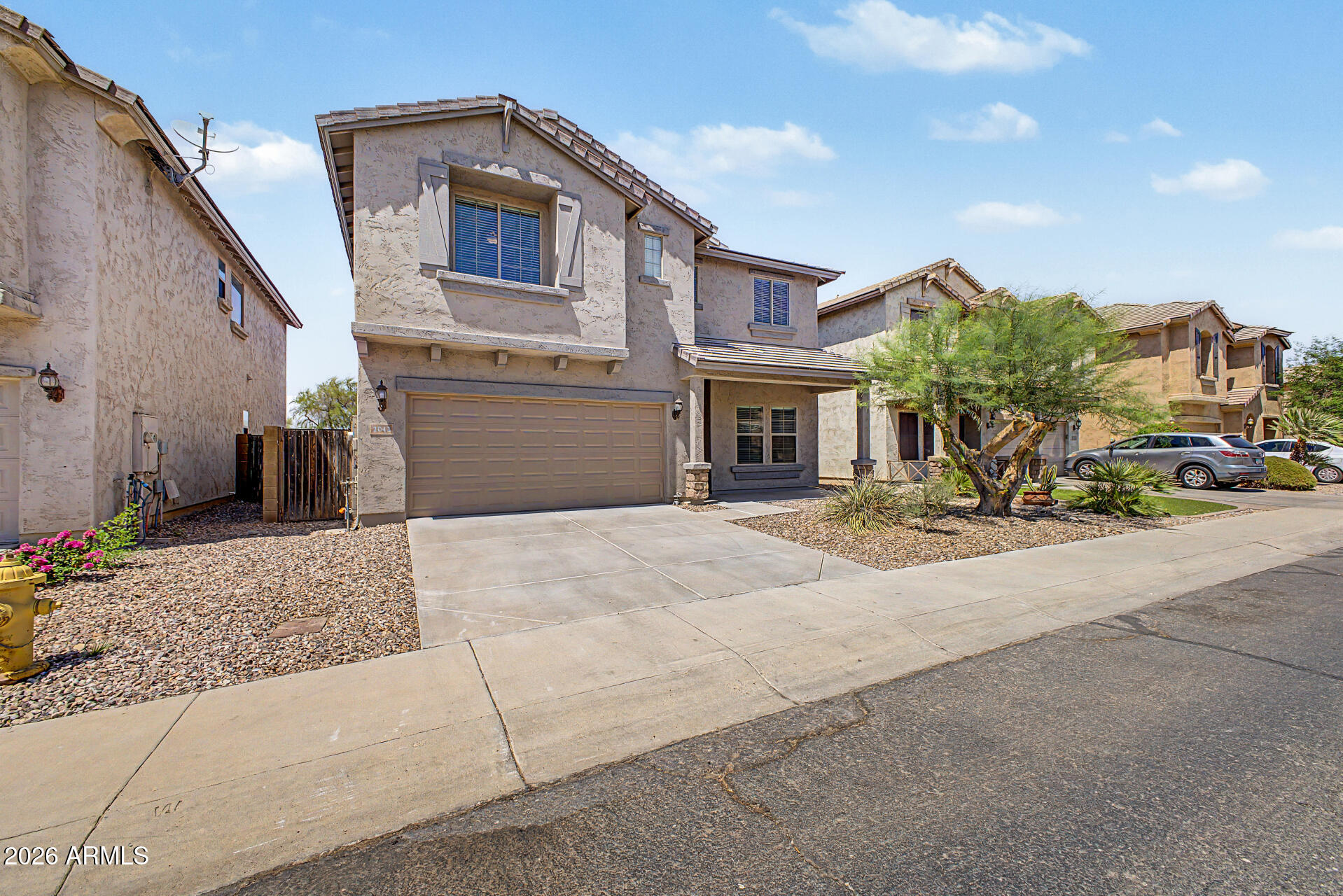 2042 W DAVIS Road