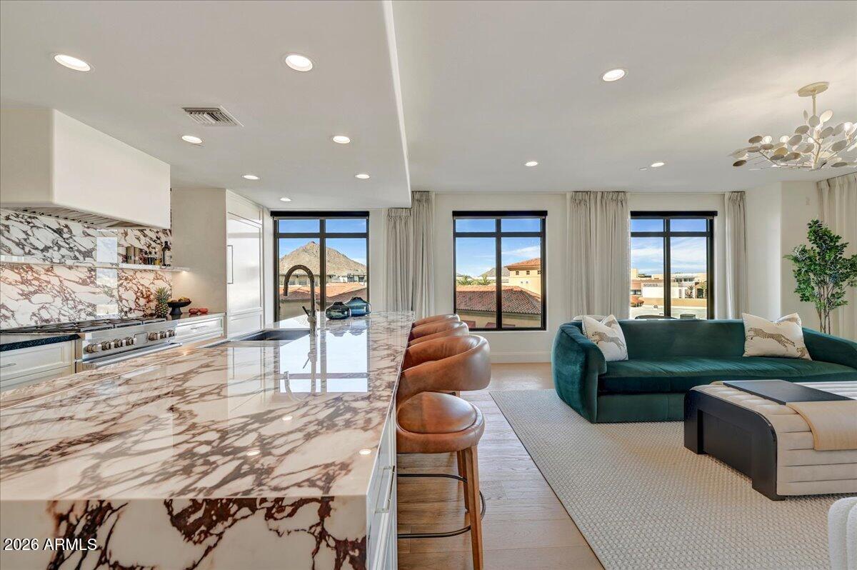 7181 E Camelback Road 505