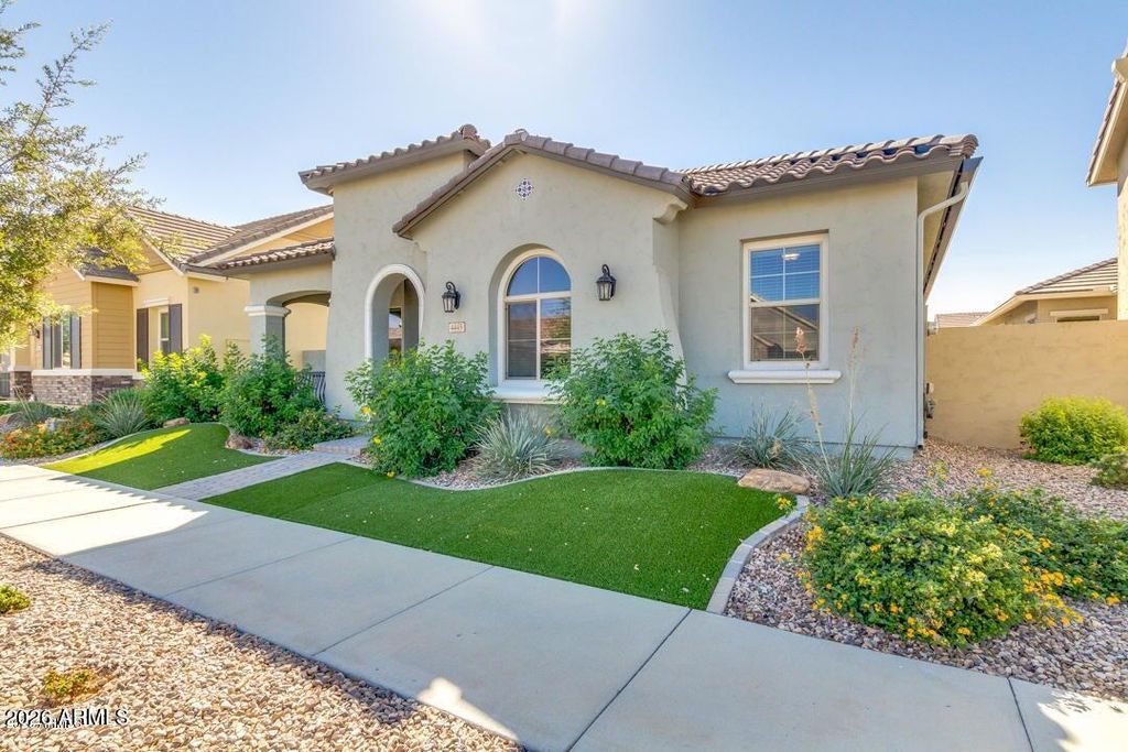 Photo of 4445 E Skousen Street, Gilbert, AZ 85295 (MLS # 7014052)