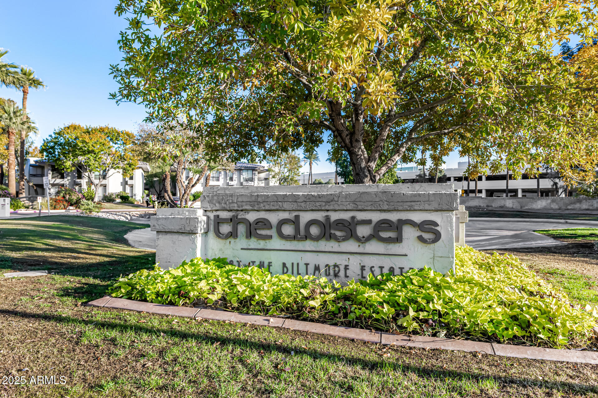 5207 N 24TH Street 201