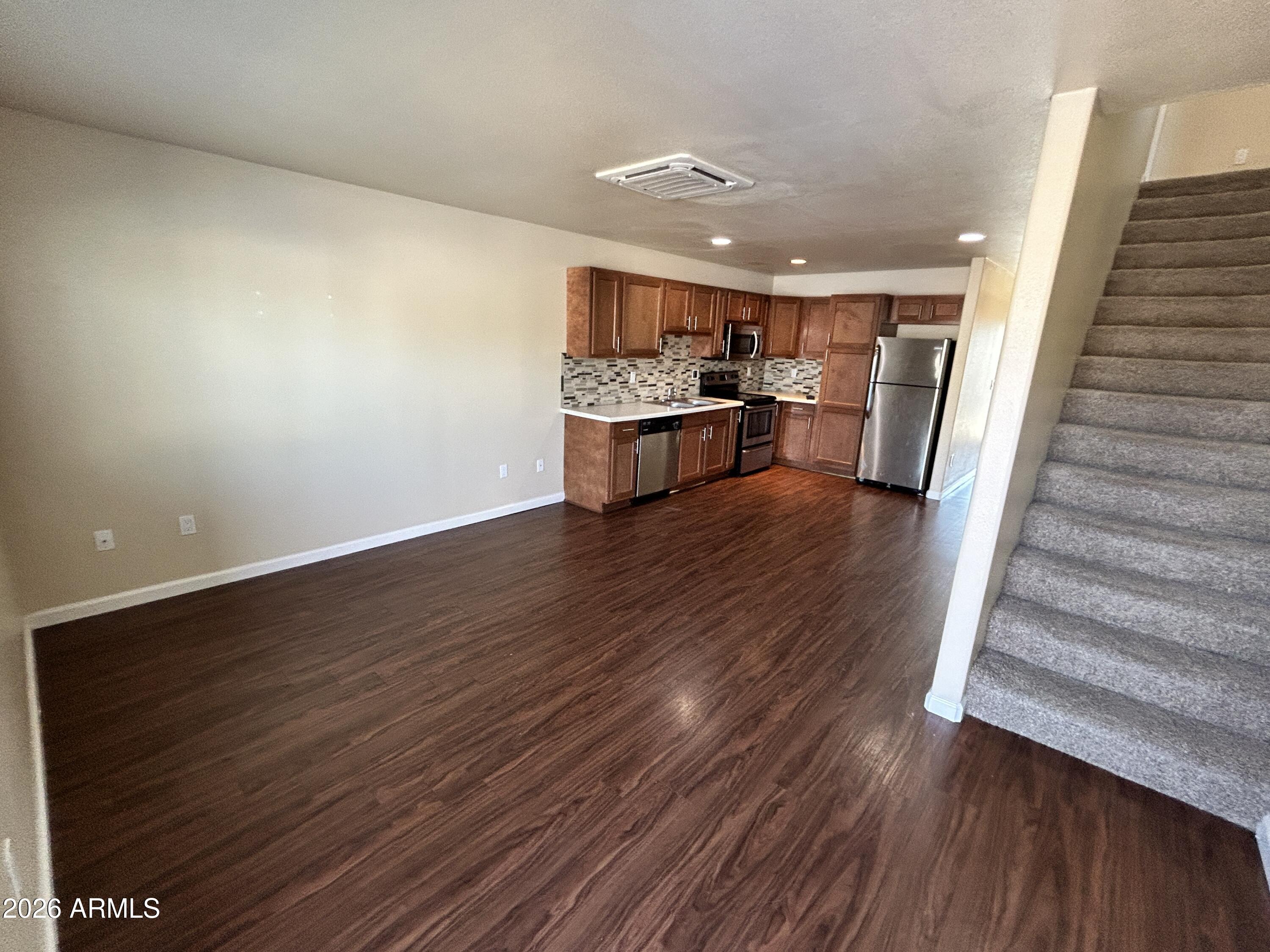 17402 N 19th Avenue Apt 1