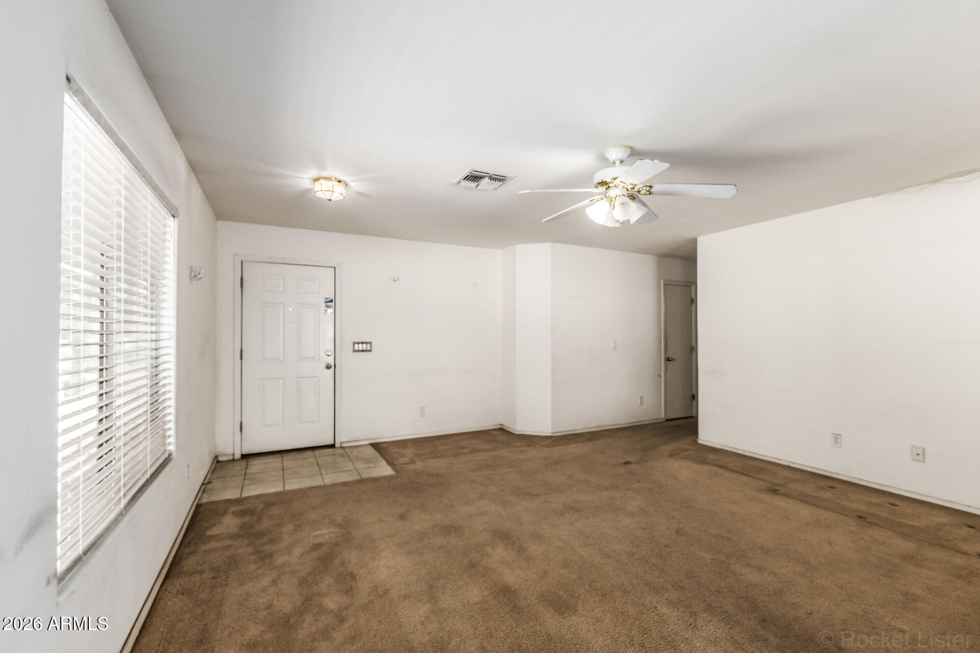 2026 W TOWNLEY Avenue