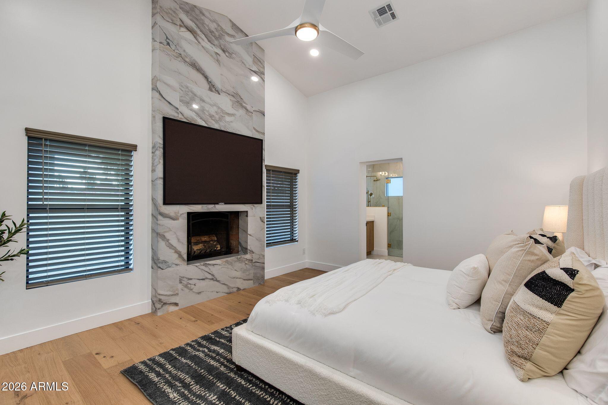 10580 E BELLA VISTA Drive