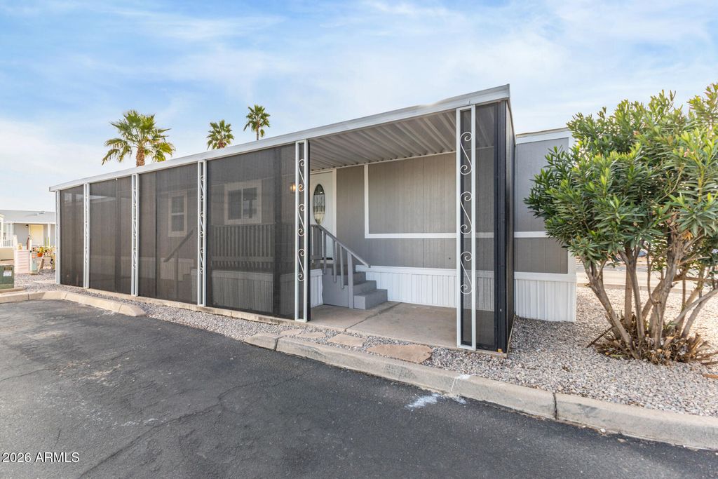 Photo of 555 W Warner Road #125, Chandler, AZ 85225 (MLS # 6976728)