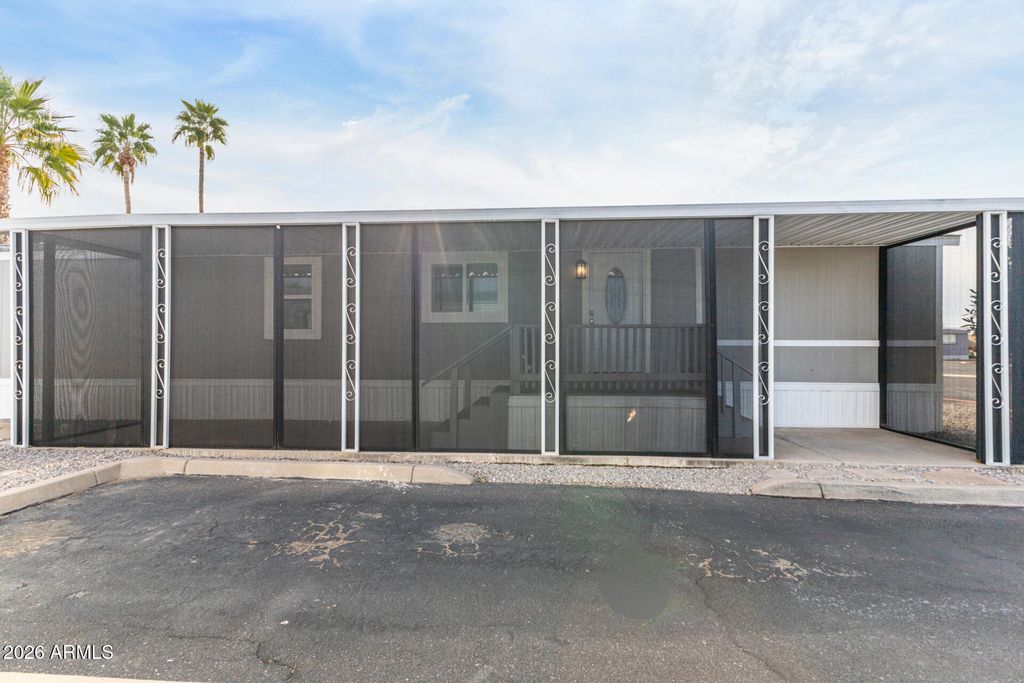 Photo of 555 W Warner Road #125, Chandler, AZ 85225 (MLS # 6976728)