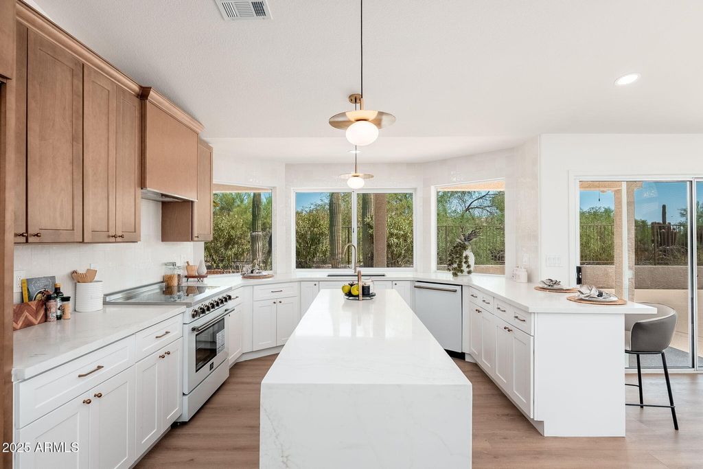 Photo of 19007 N 94th Place, Scottsdale, AZ 85255 (MLS # 6891767)