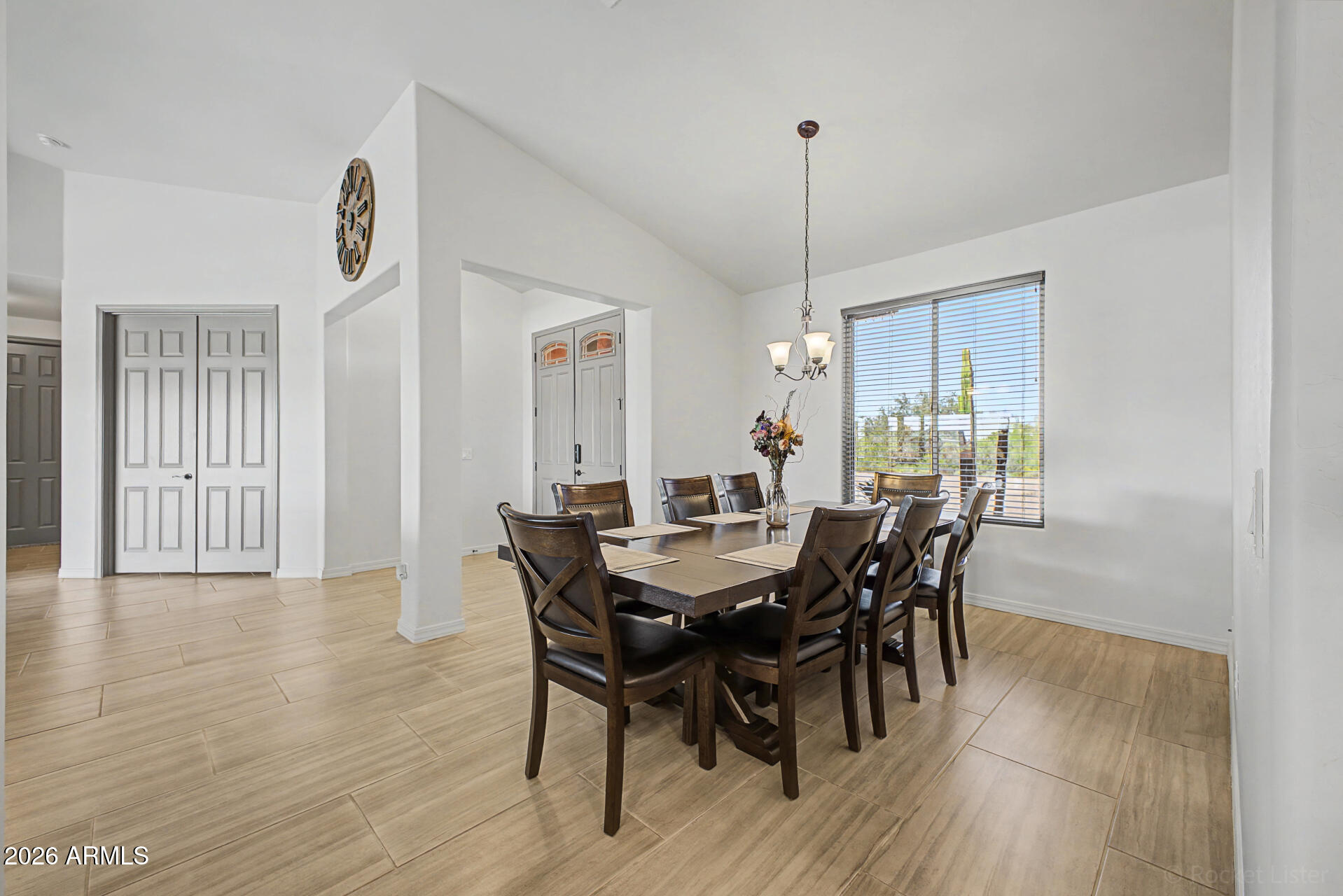 S25 T1N R8E - Residential