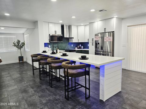 5040 N 69TH Drive Glendale AZ 85303