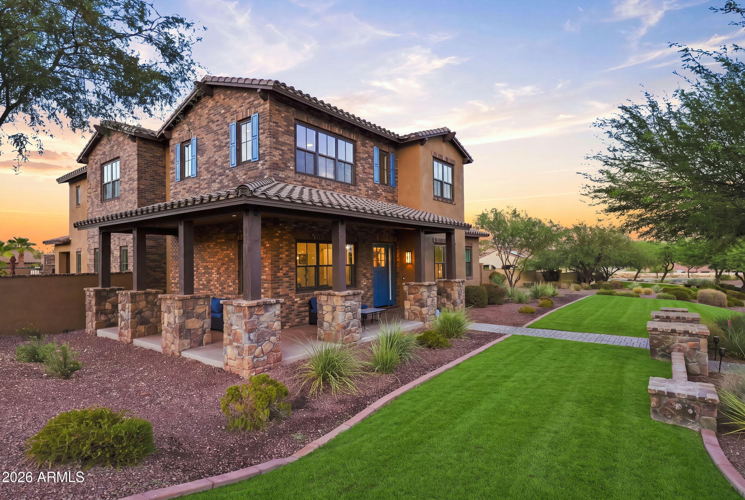 21272 W SUNRISE Lane