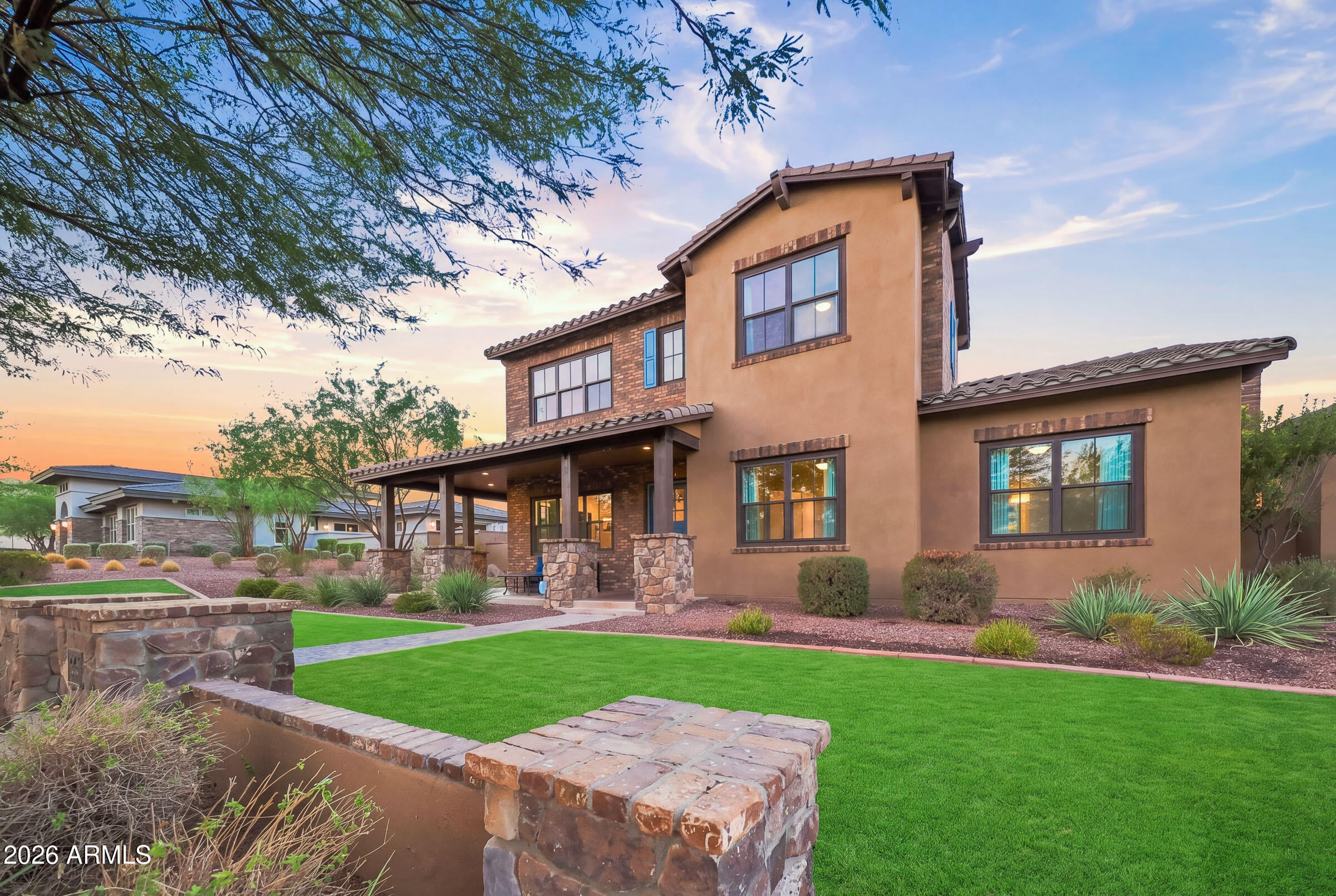 21272 W SUNRISE Lane