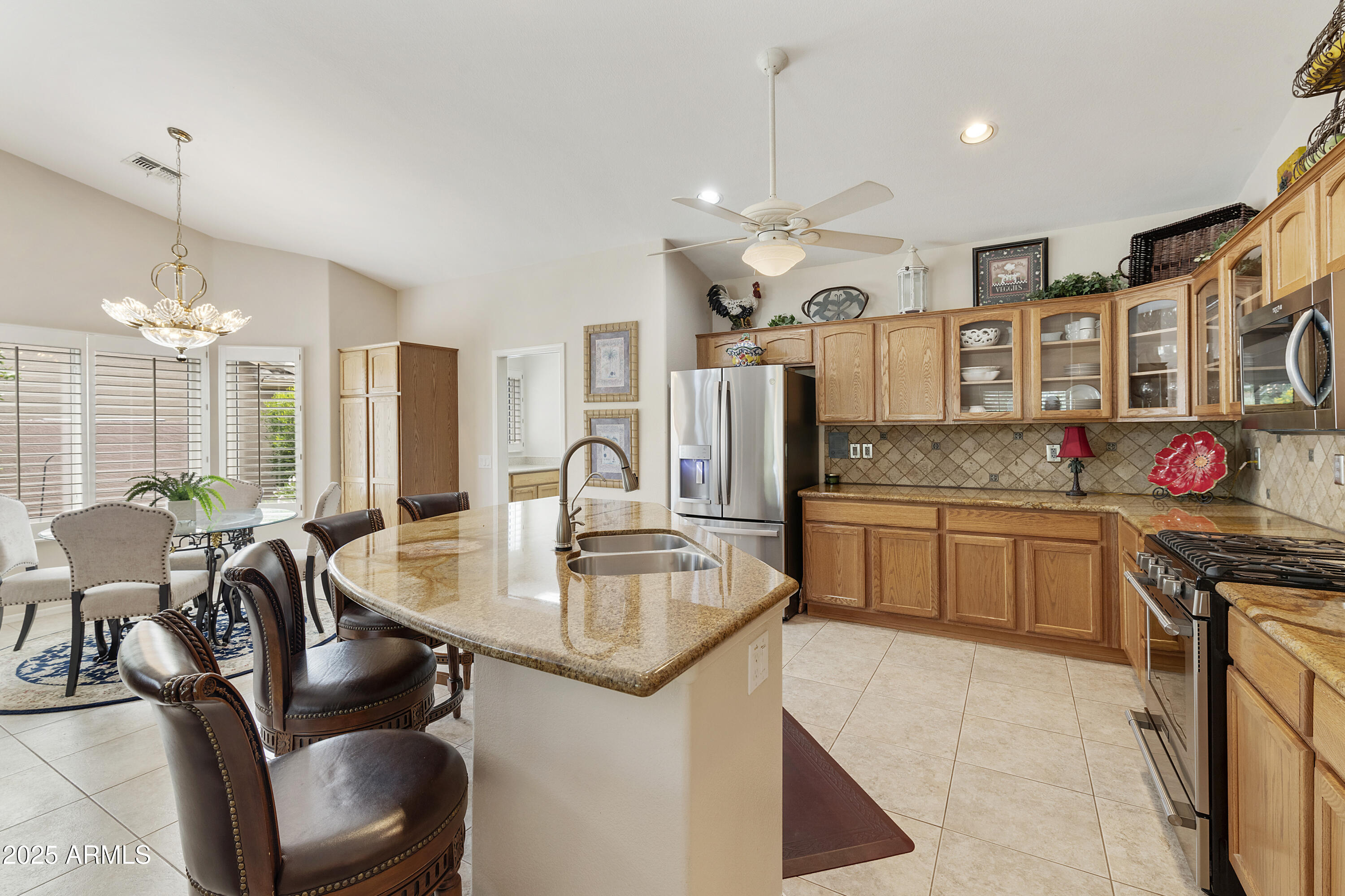 9312 E CHAMPAGNE Drive