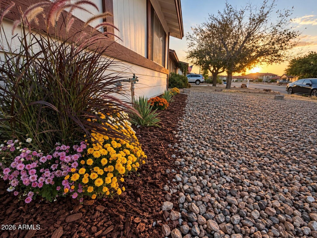 Photo of 911 W Colgate Drive, Tempe, AZ 85283 (MLS # 7095294)