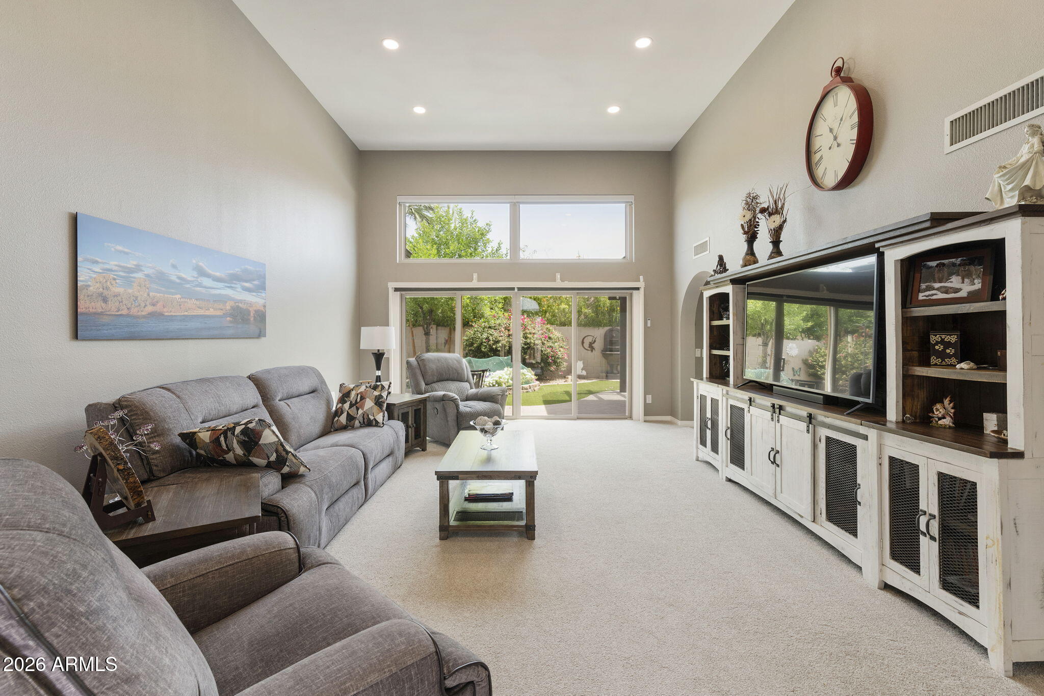 25823 S EASTLAKE Drive