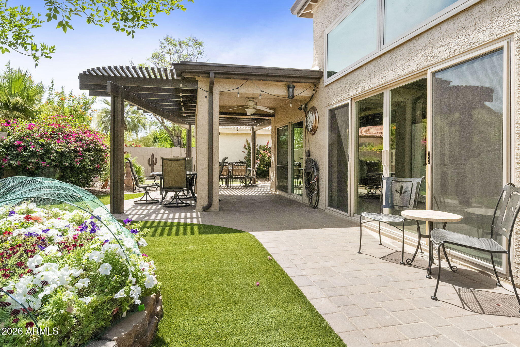 25823 S EASTLAKE Drive