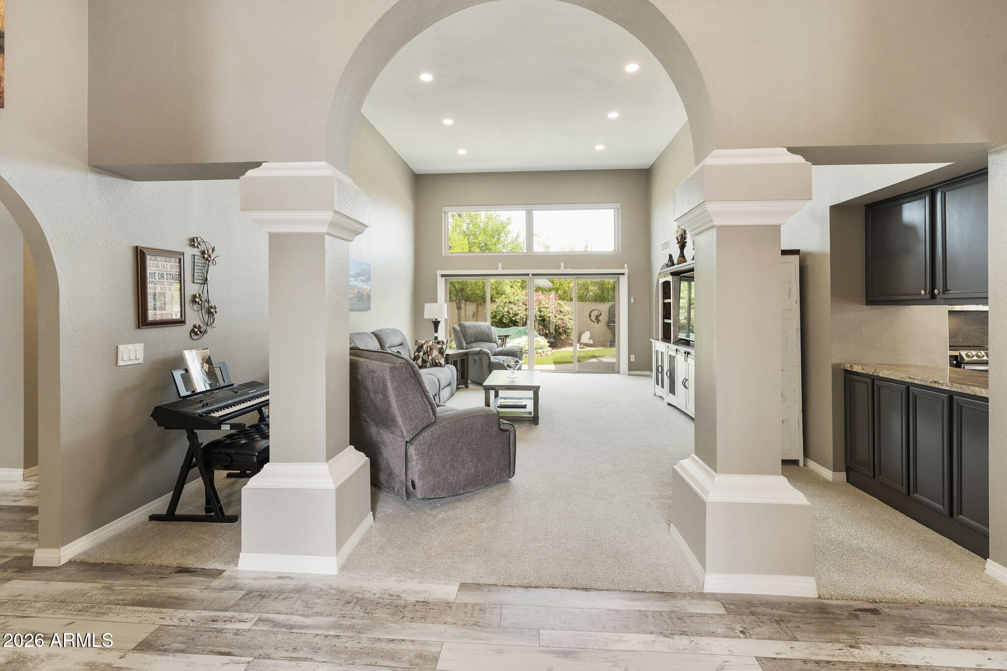 25823 S EASTLAKE Drive