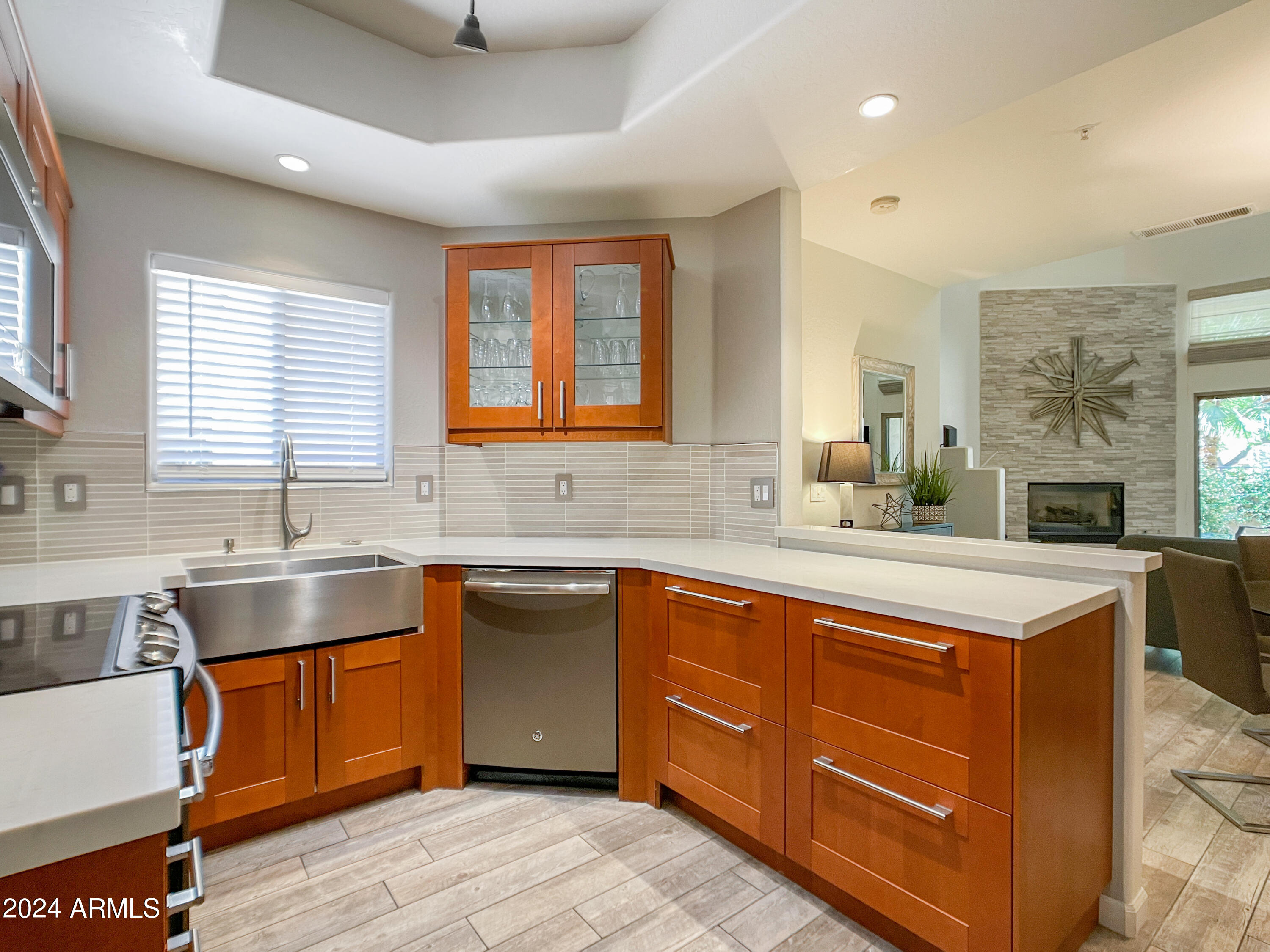 9070 E GARY Road 156