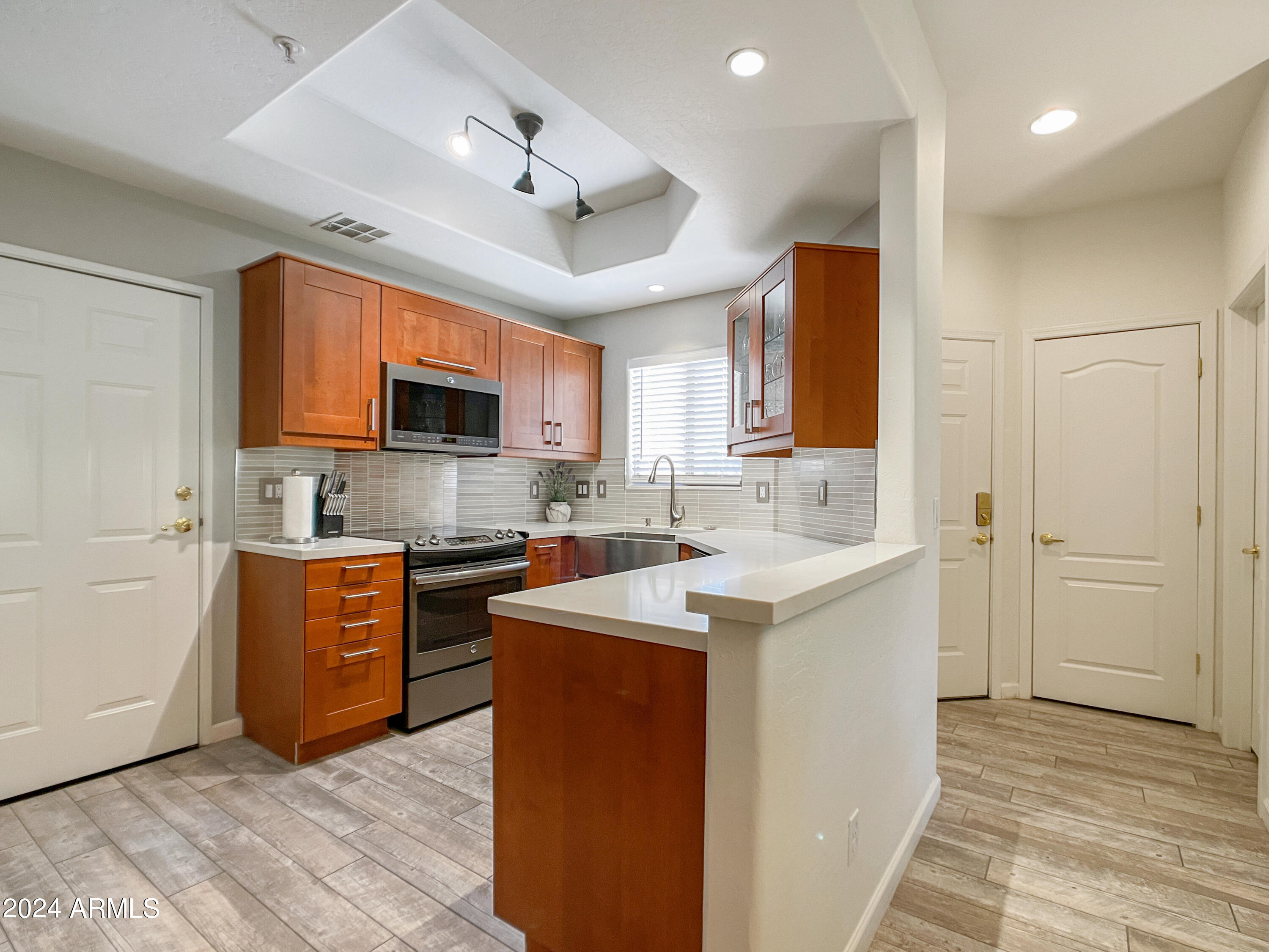 9070 E GARY Road 156