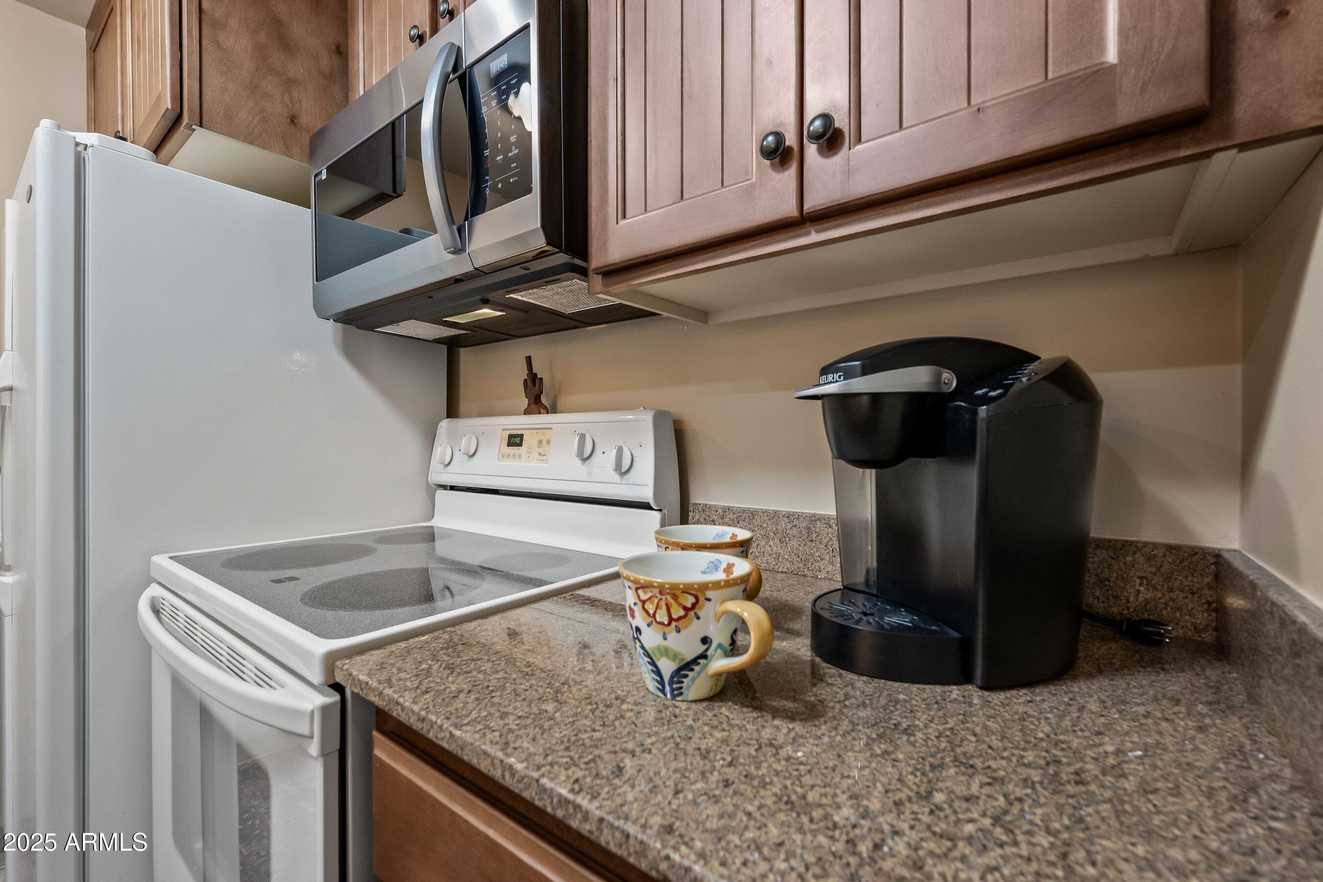 36601 N Mule Train Road 40a