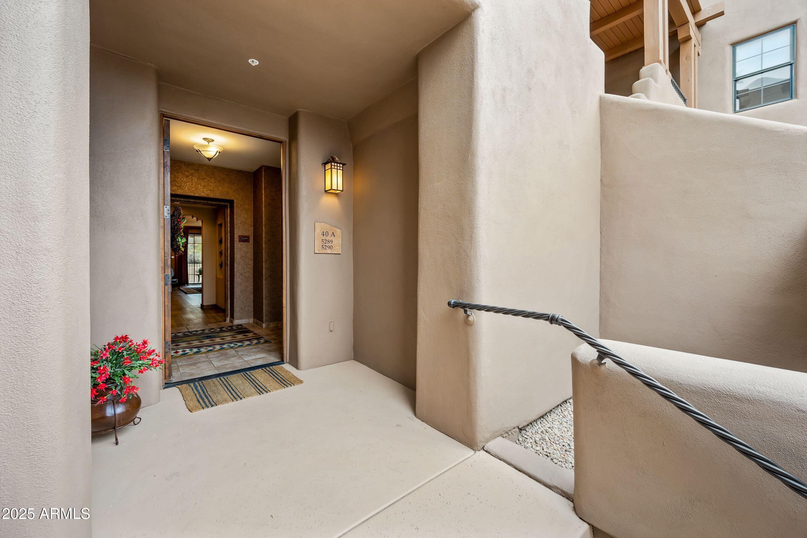 36601 N Mule Train Road 40a