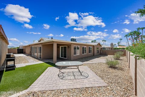 A home in Sun Lakes