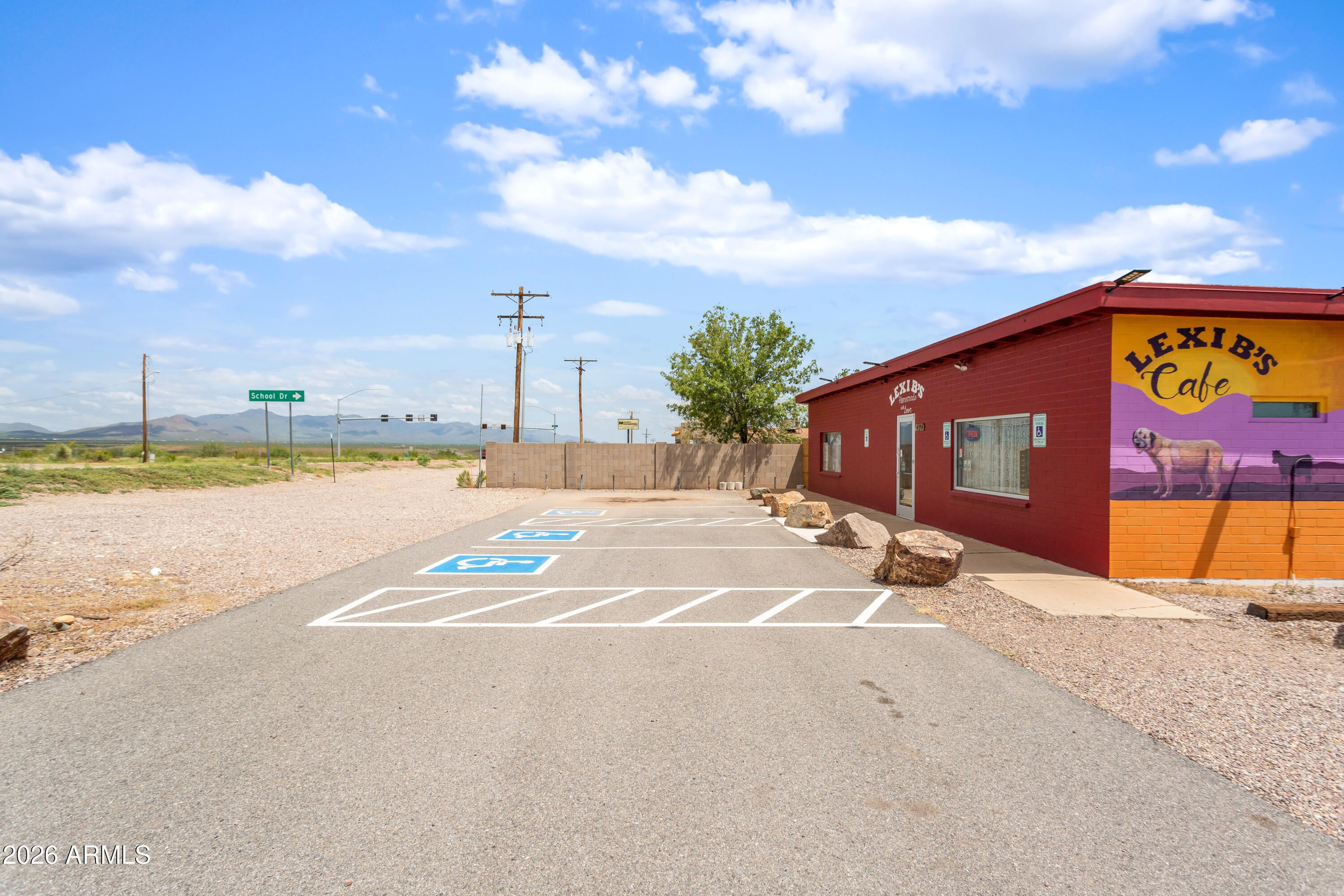 424 N Huachuca Boulevard