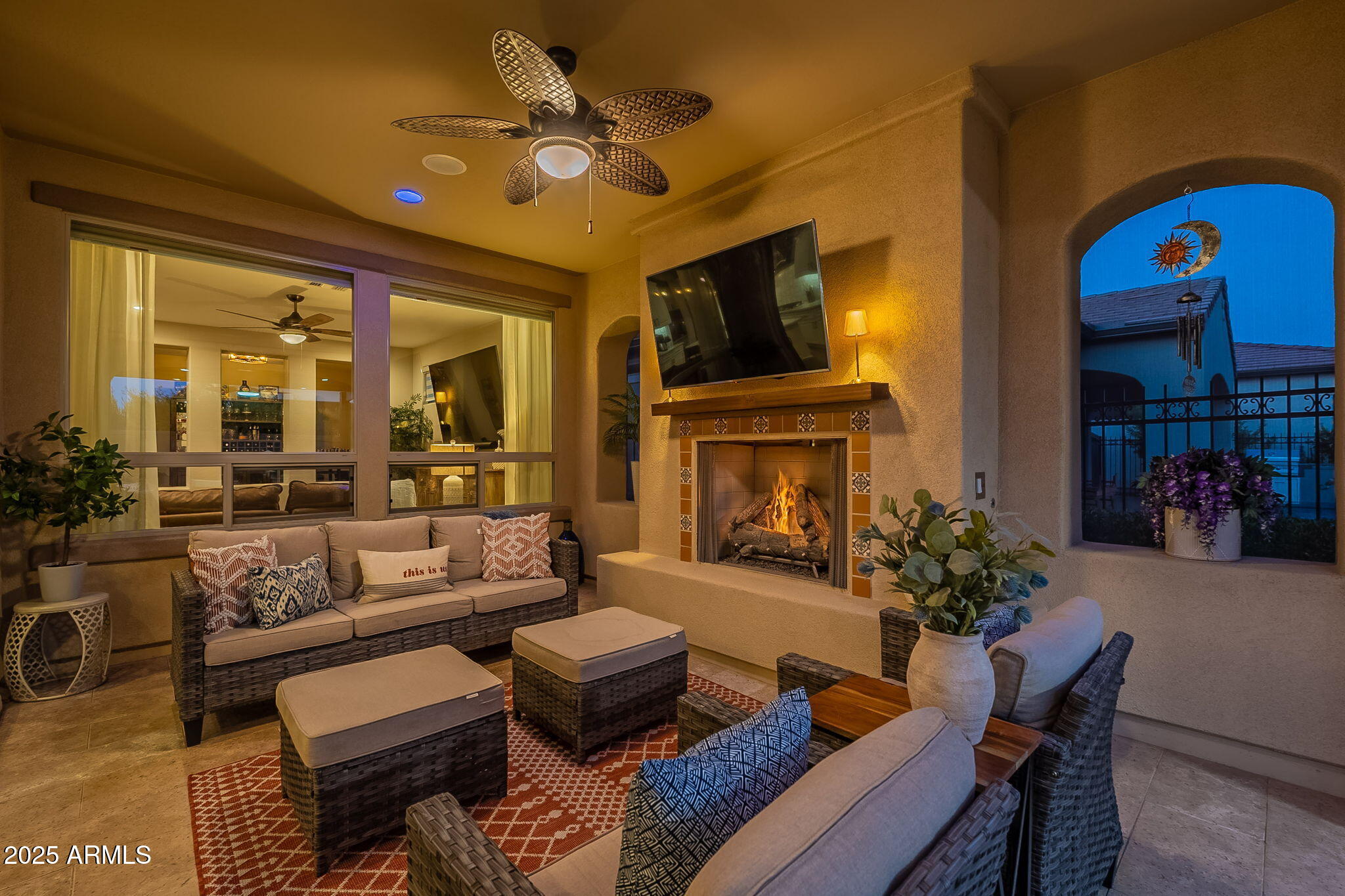 429 E VETERANS Way