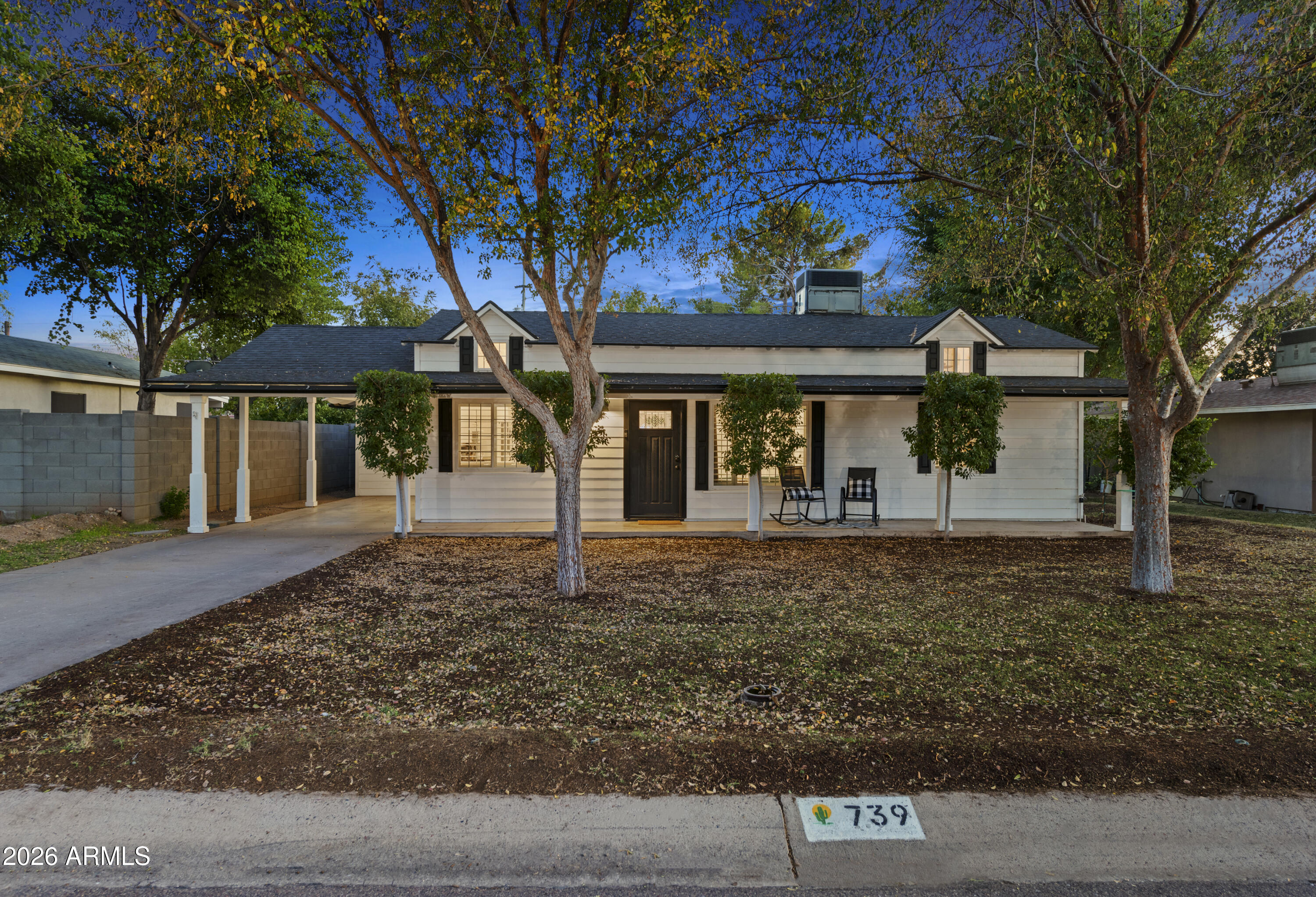 739 E BELMONT Avenue