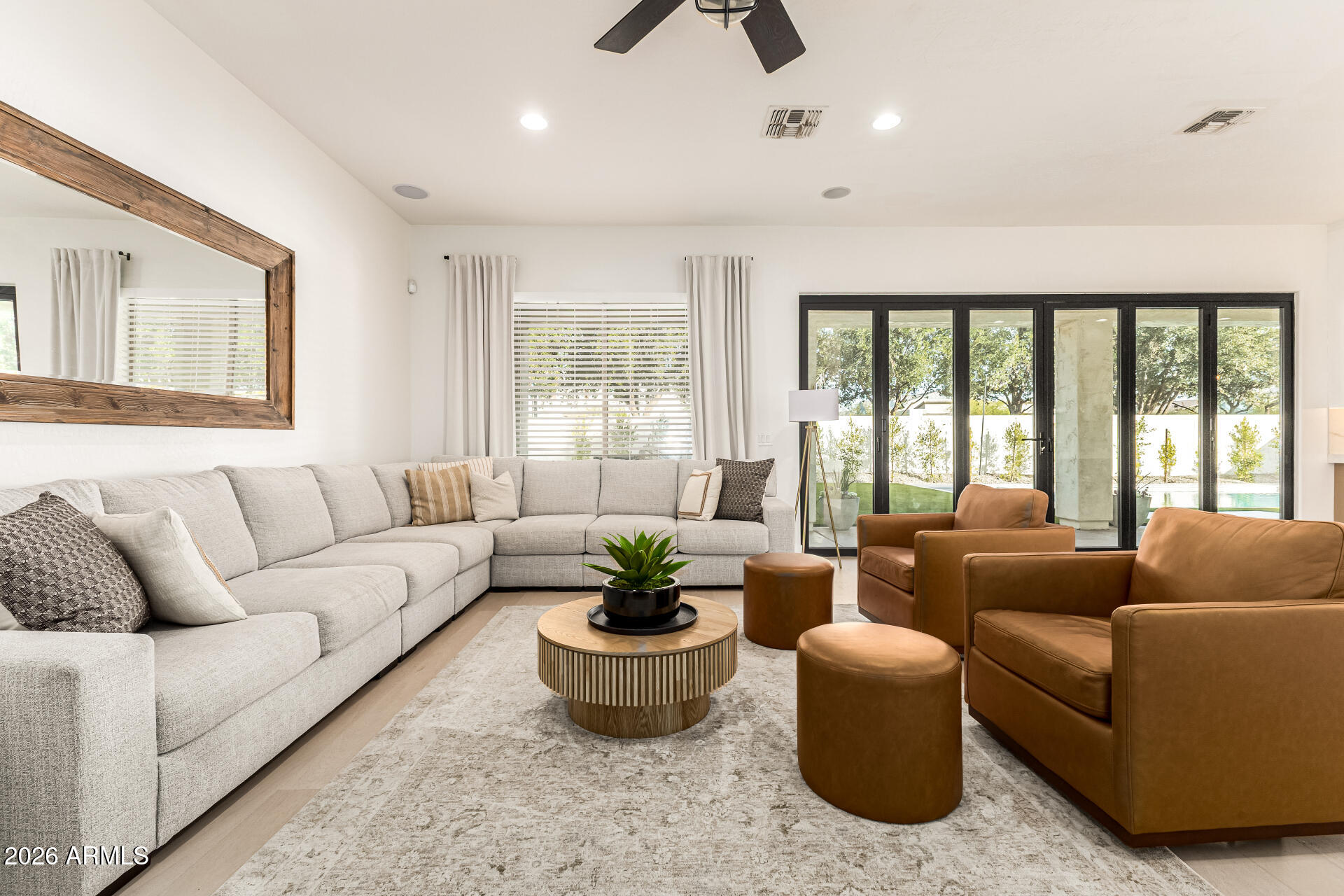 5421 S SANDSTONE Court