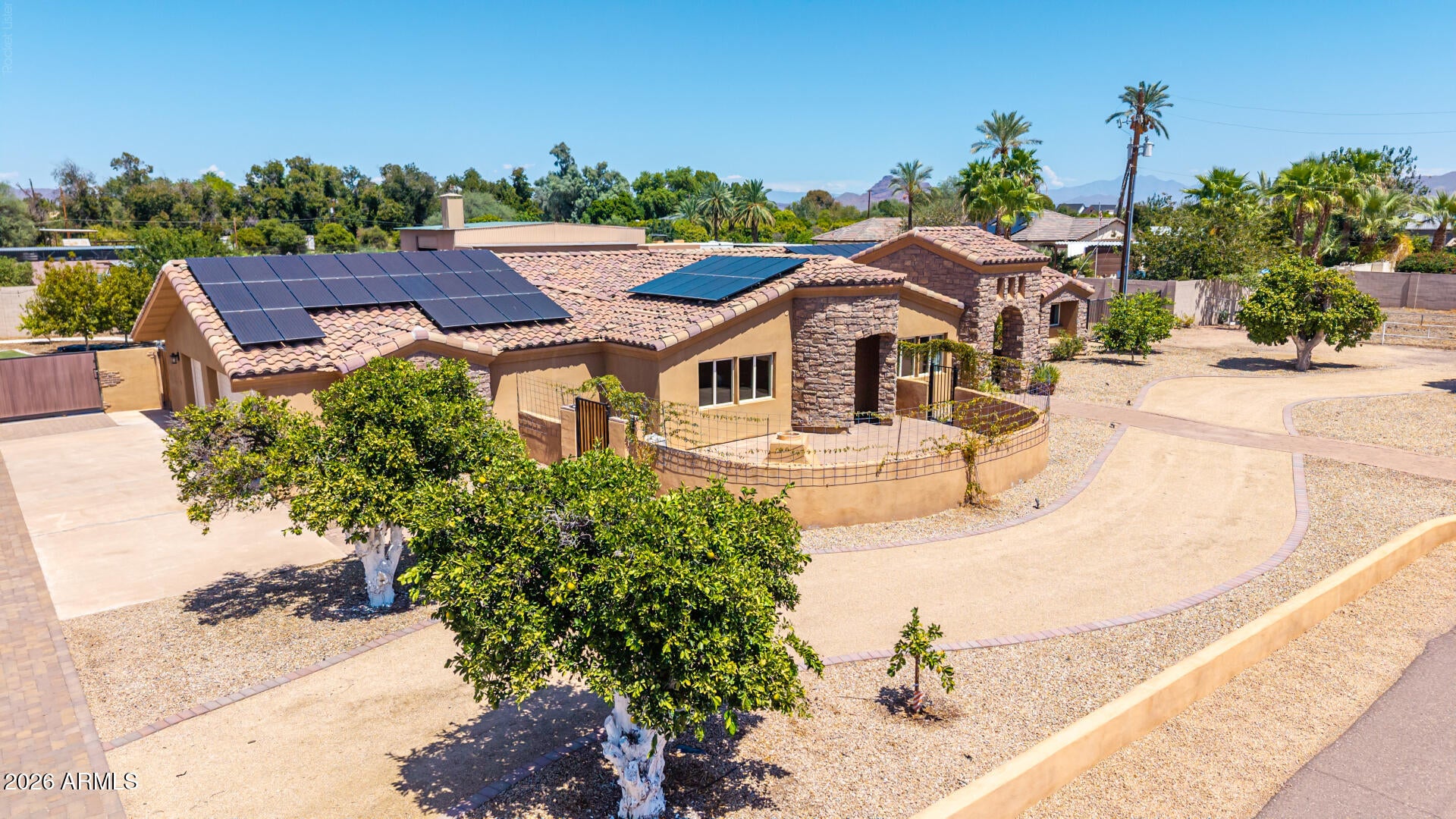 3109 N GILBERT Road