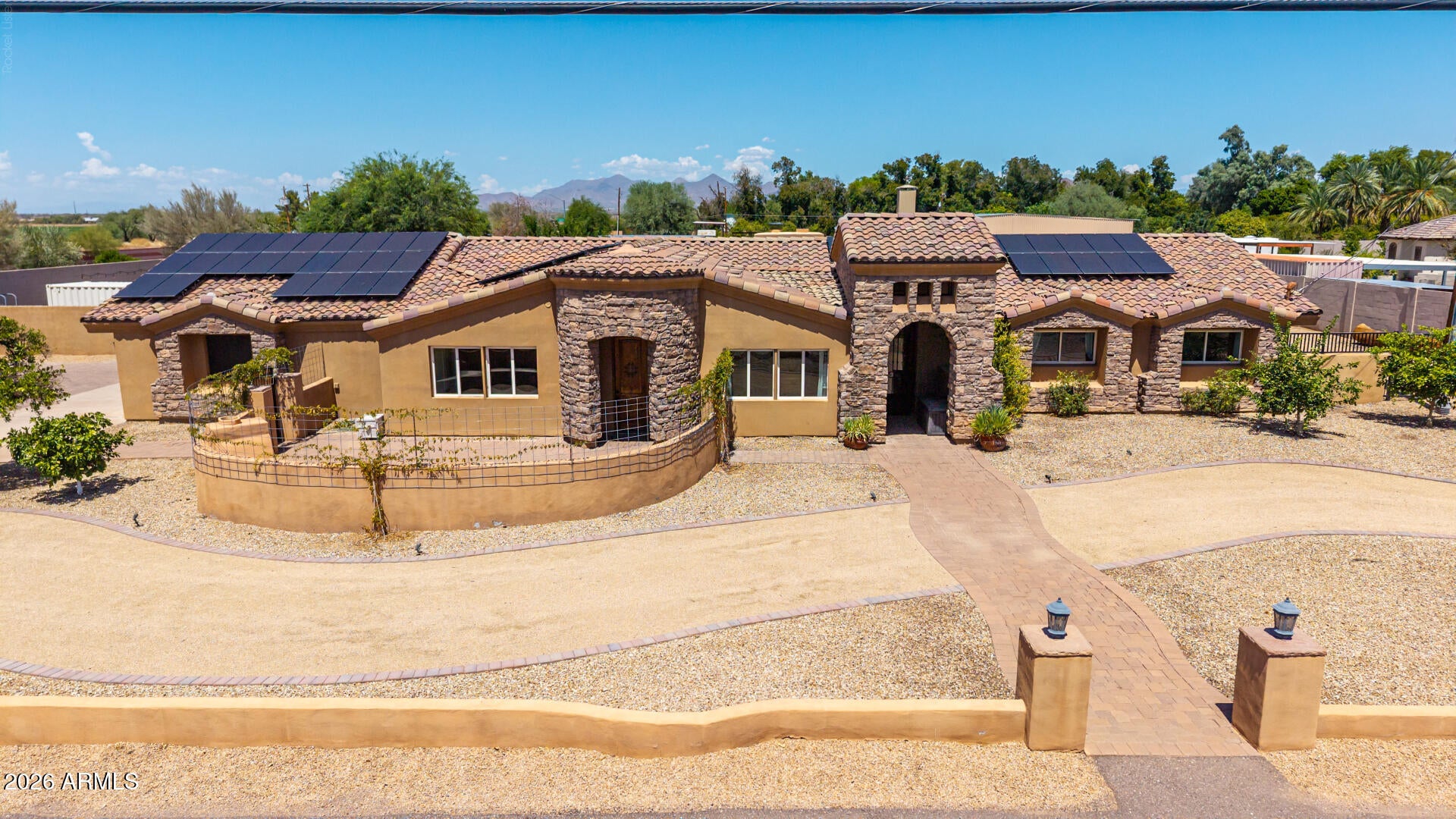 3109 N GILBERT Road