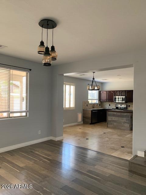 17648 W Lisbon Lane