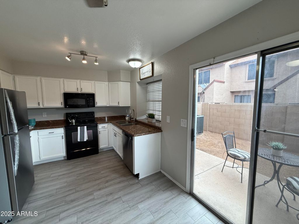Photo of 7977 W Wacker Road #249, Peoria, AZ 85381 (MLS # 6922893)